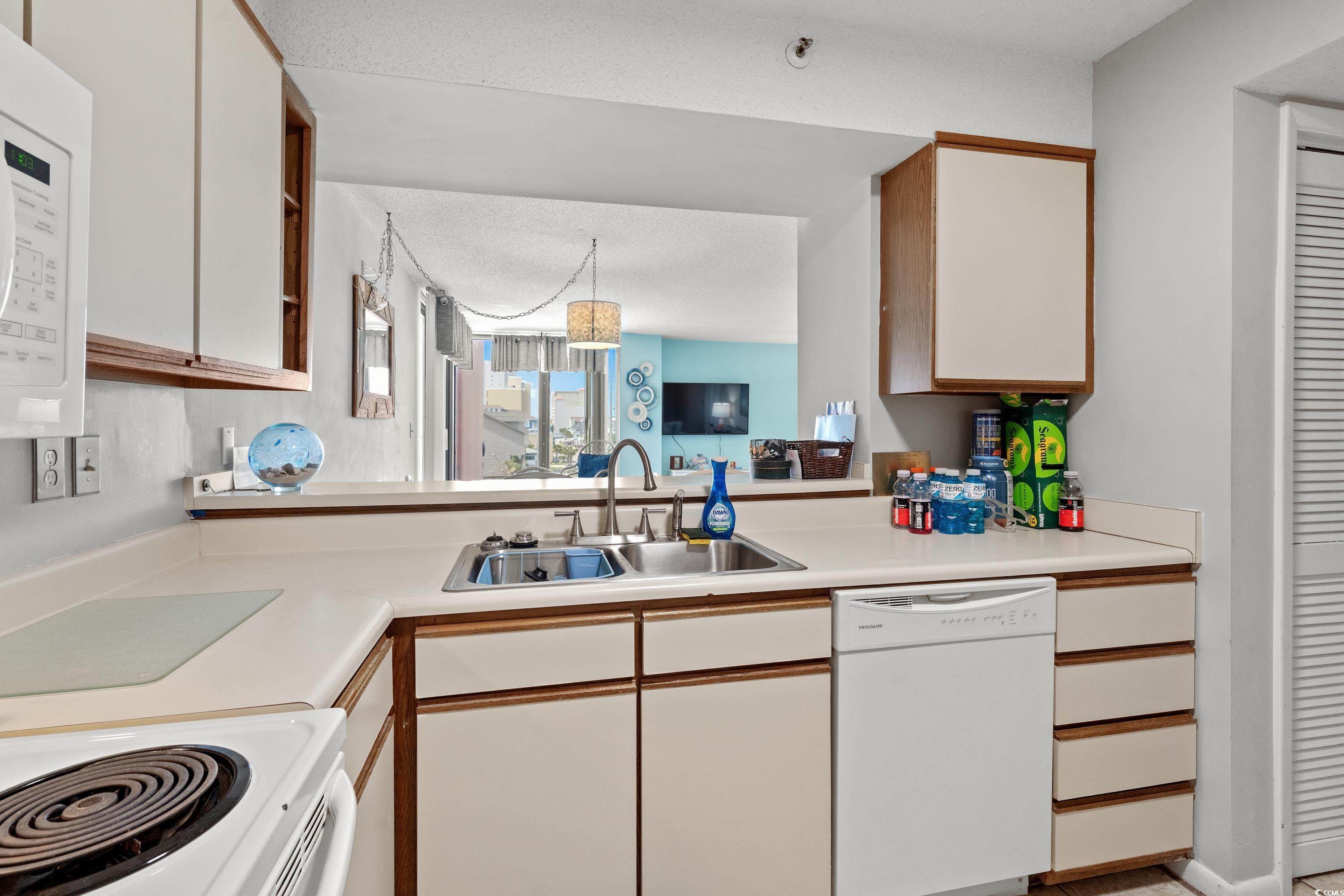 1425 S Ocean Blvd. Property Photo 14