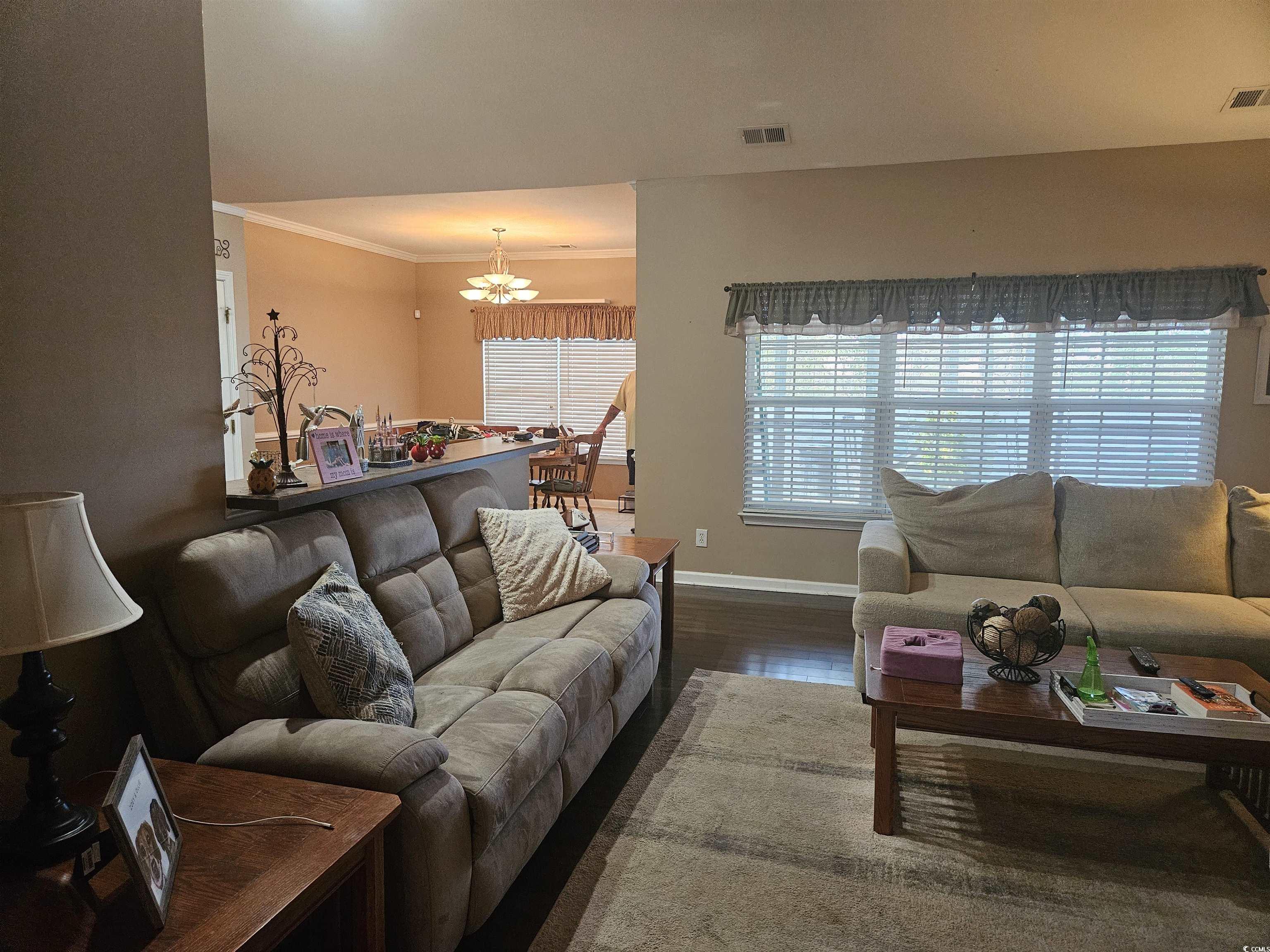 121 Carriage Lake Dr. Property Photo 4