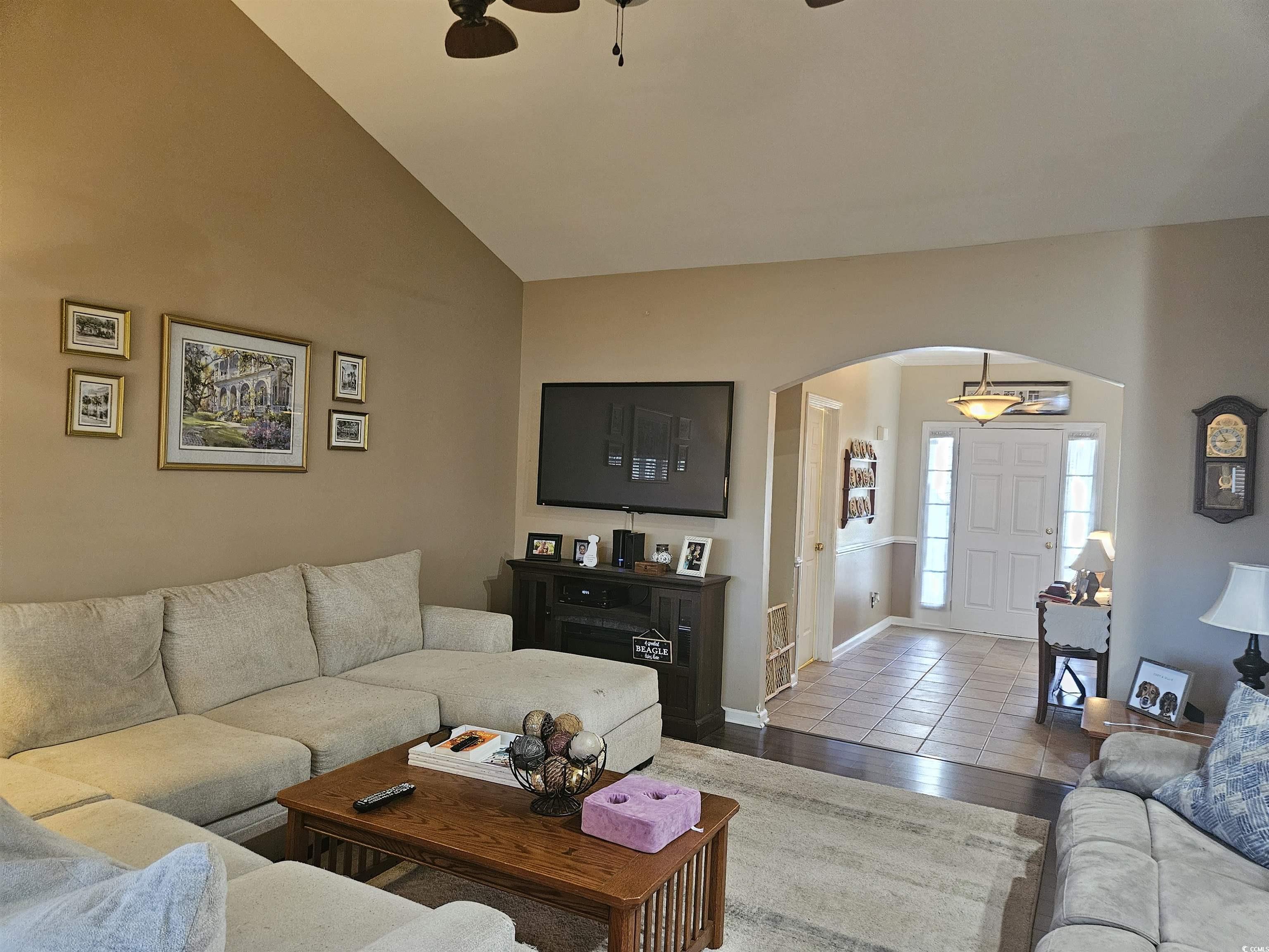 121 Carriage Lake Dr. Property Photo 6