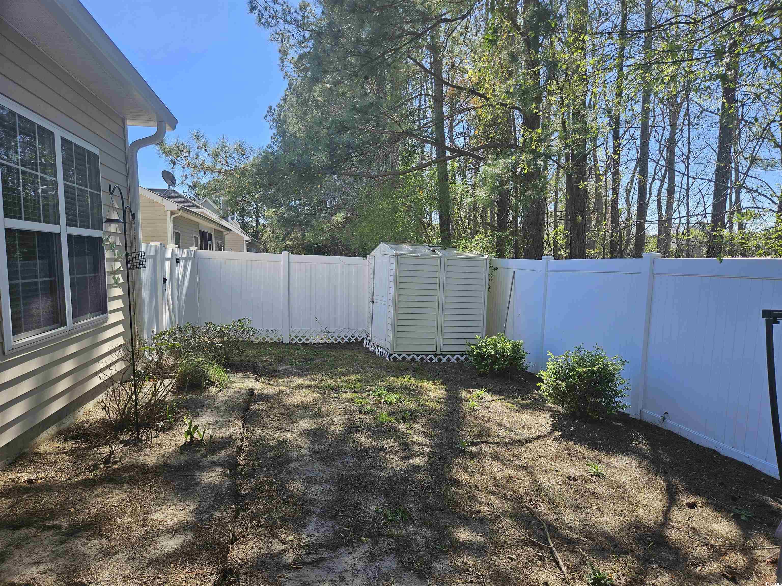 121 Carriage Lake Dr. Property Photo 27