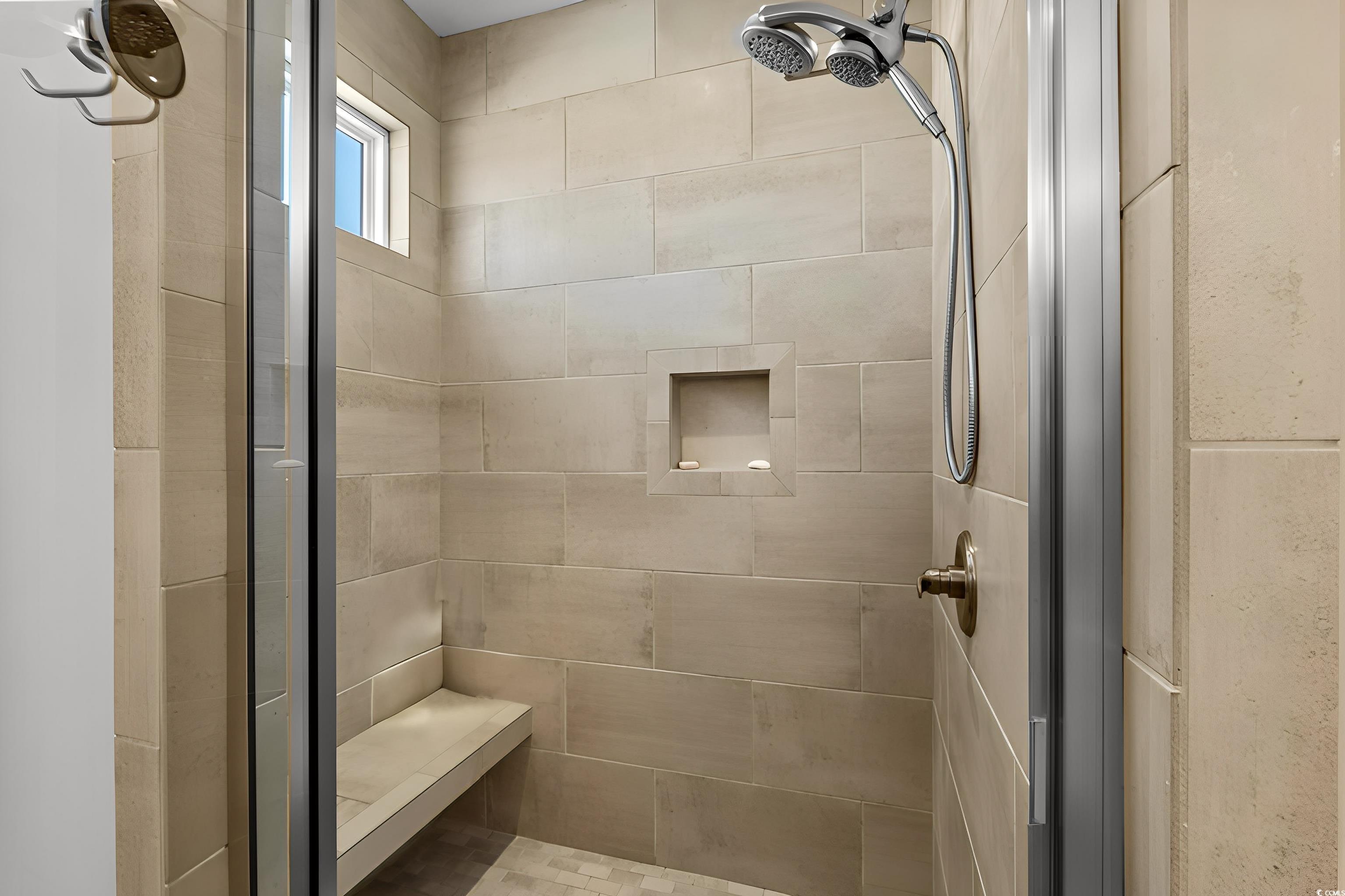 482 Harbour View Dr. Property Photo 28