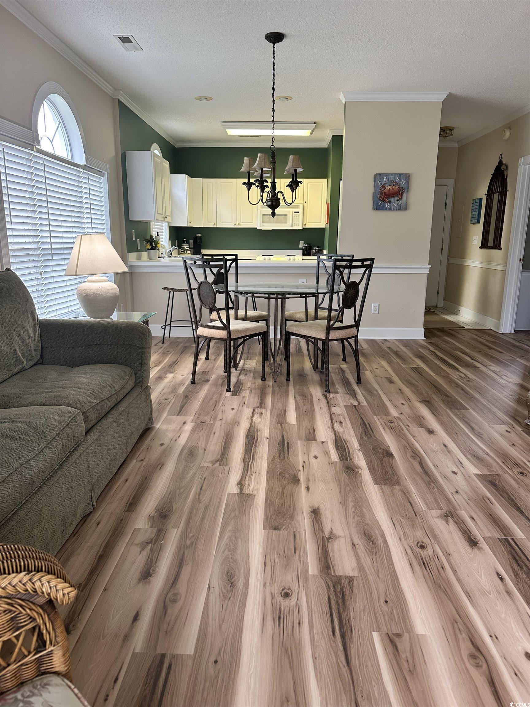 4639 Wild Iris Dr. Property Photo 9