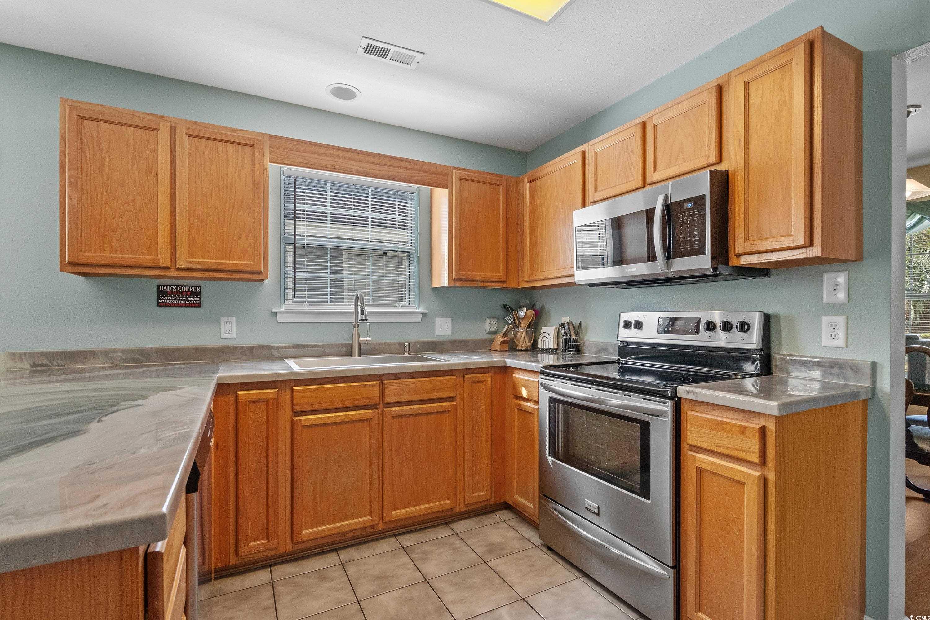 425 Dandelion Ln. Property Photo 9