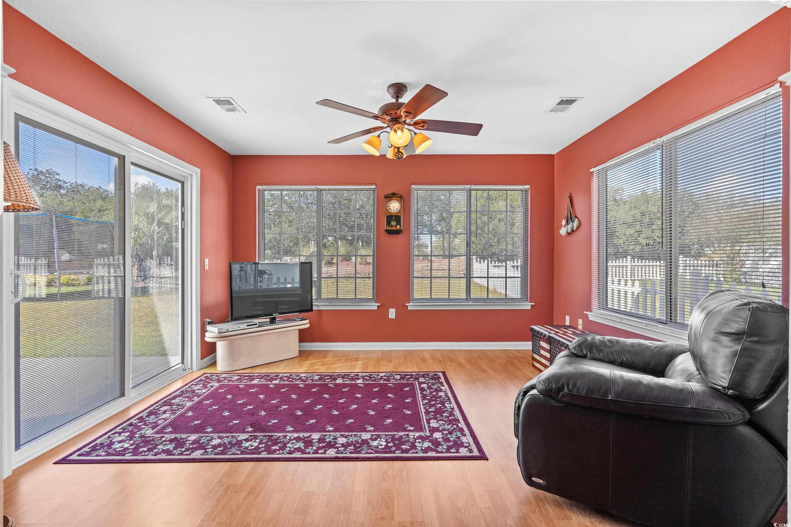 425 Dandelion Ln. Property Photo 14