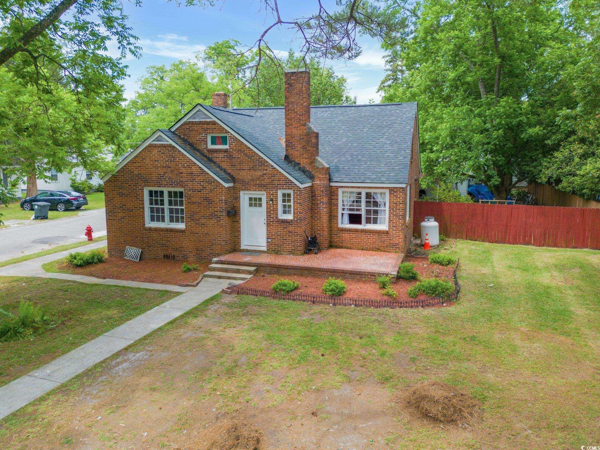425 Patmar Square Property Photo