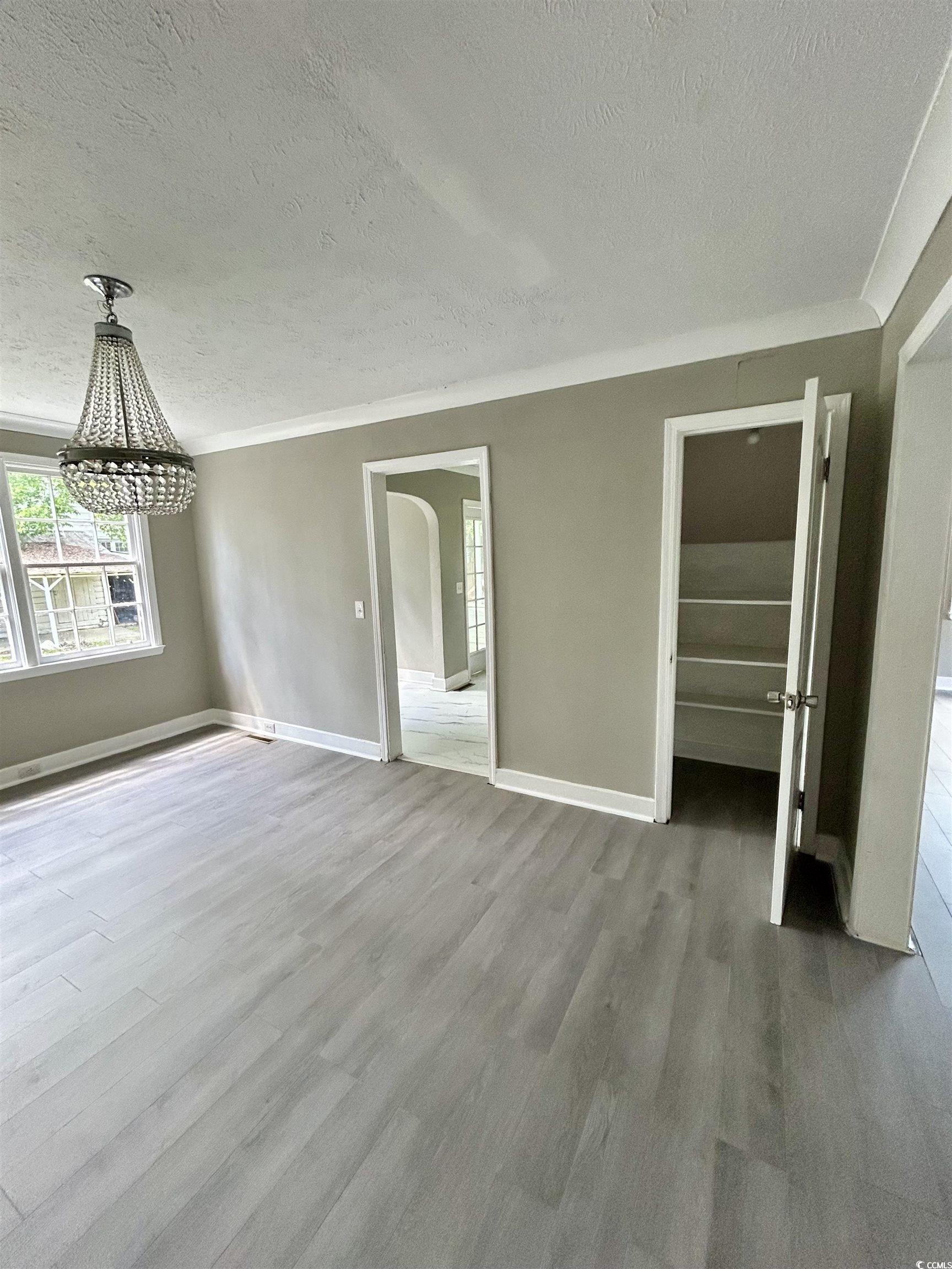 425 Patmar Square Property Photo 8