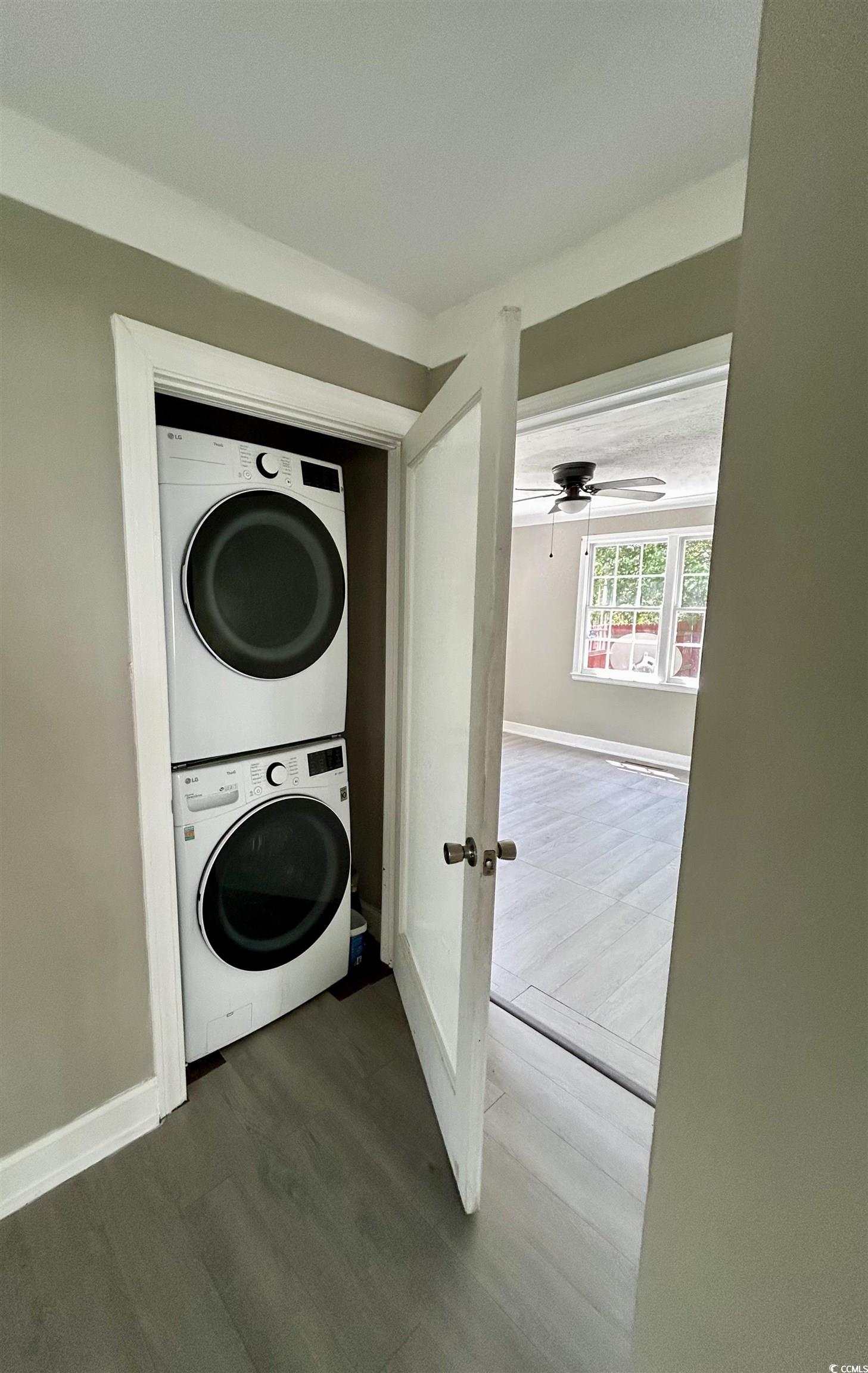 425 Patmar Square Property Photo 14