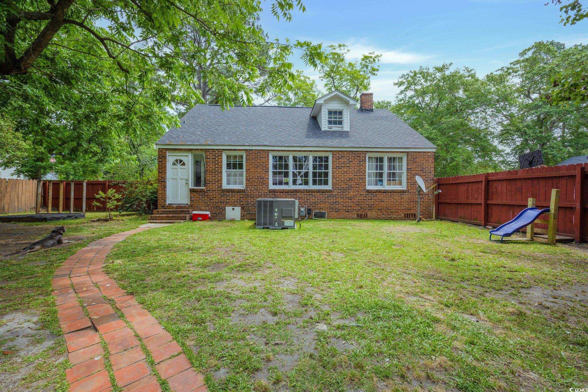 425 Patmar Square Property Photo 23