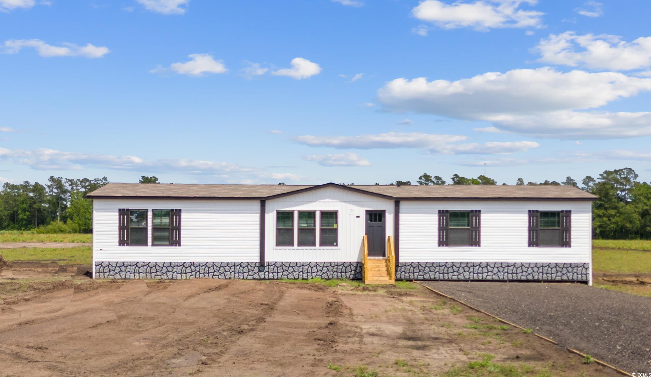 121 Forman Way Property Photo