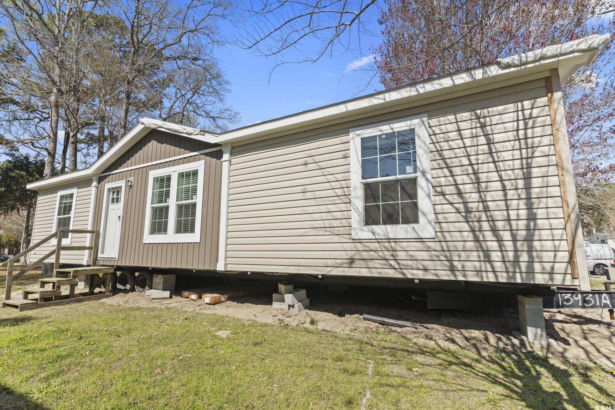 909 Pine Thicket St. Property Photo