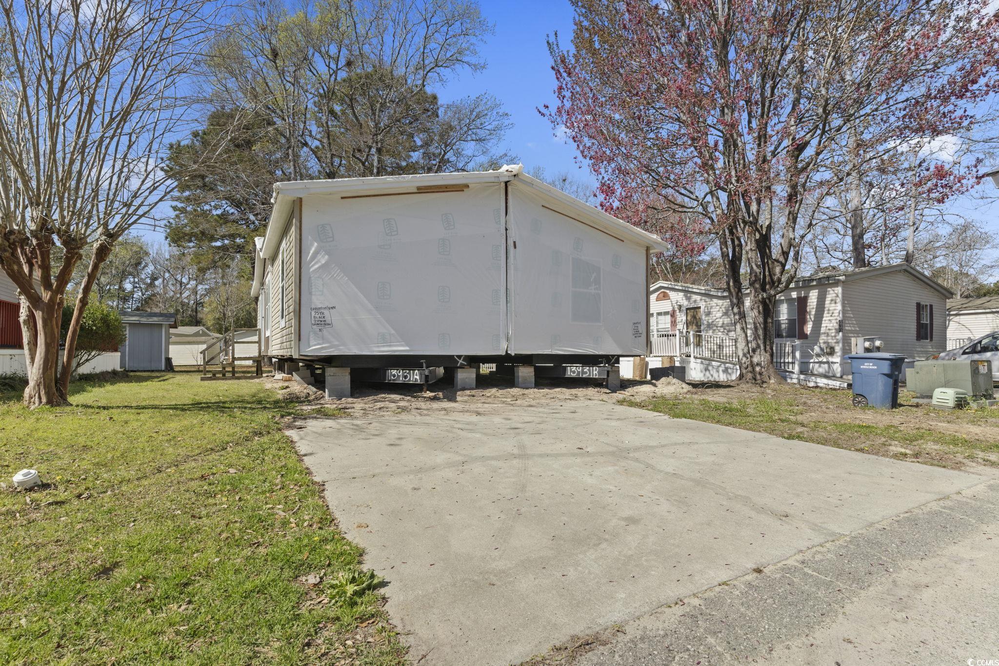 909 Pine Thicket St. Property Photo 2