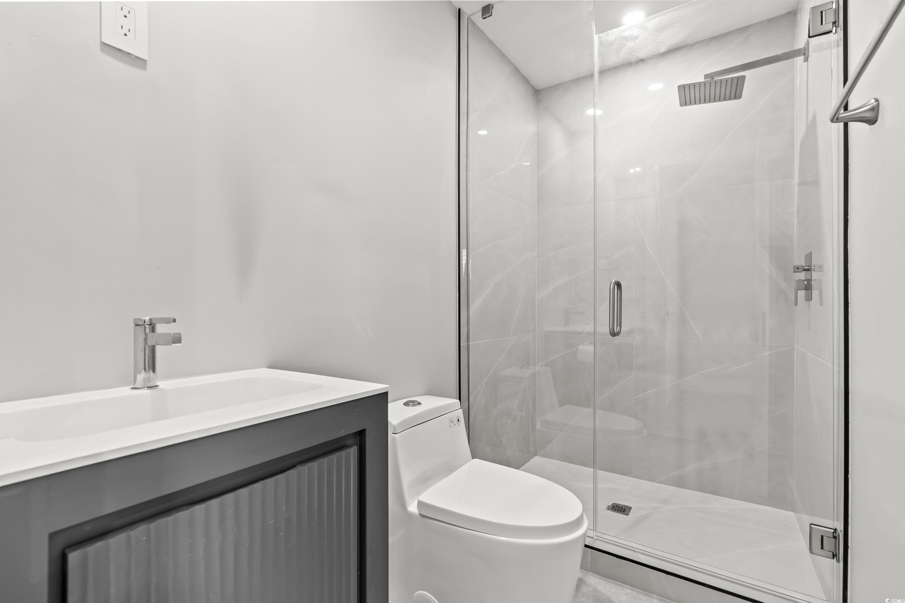 3806 North Ocean Blvd. Property Photo 34