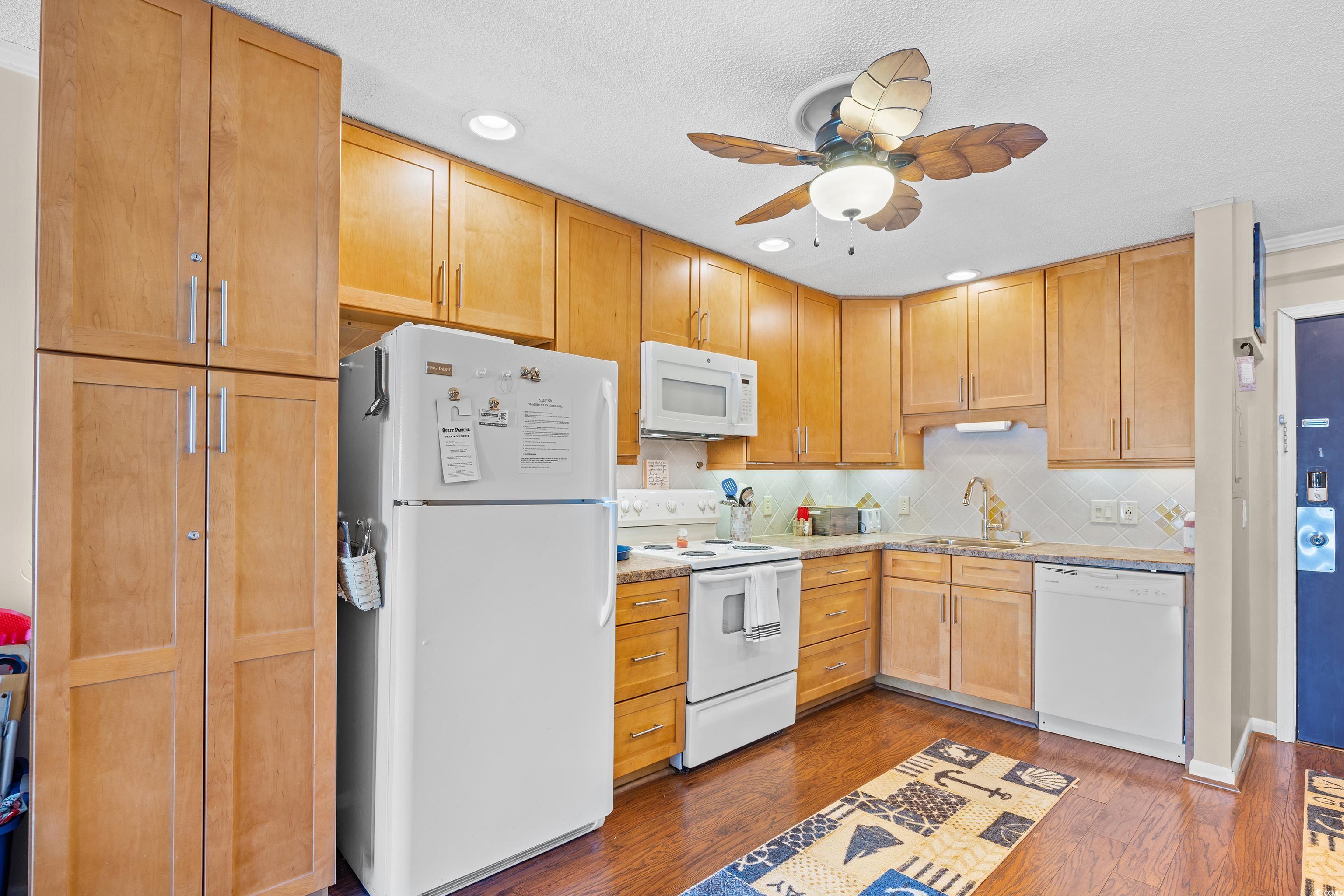 5601 N Ocean Blvd. Property Photo 4