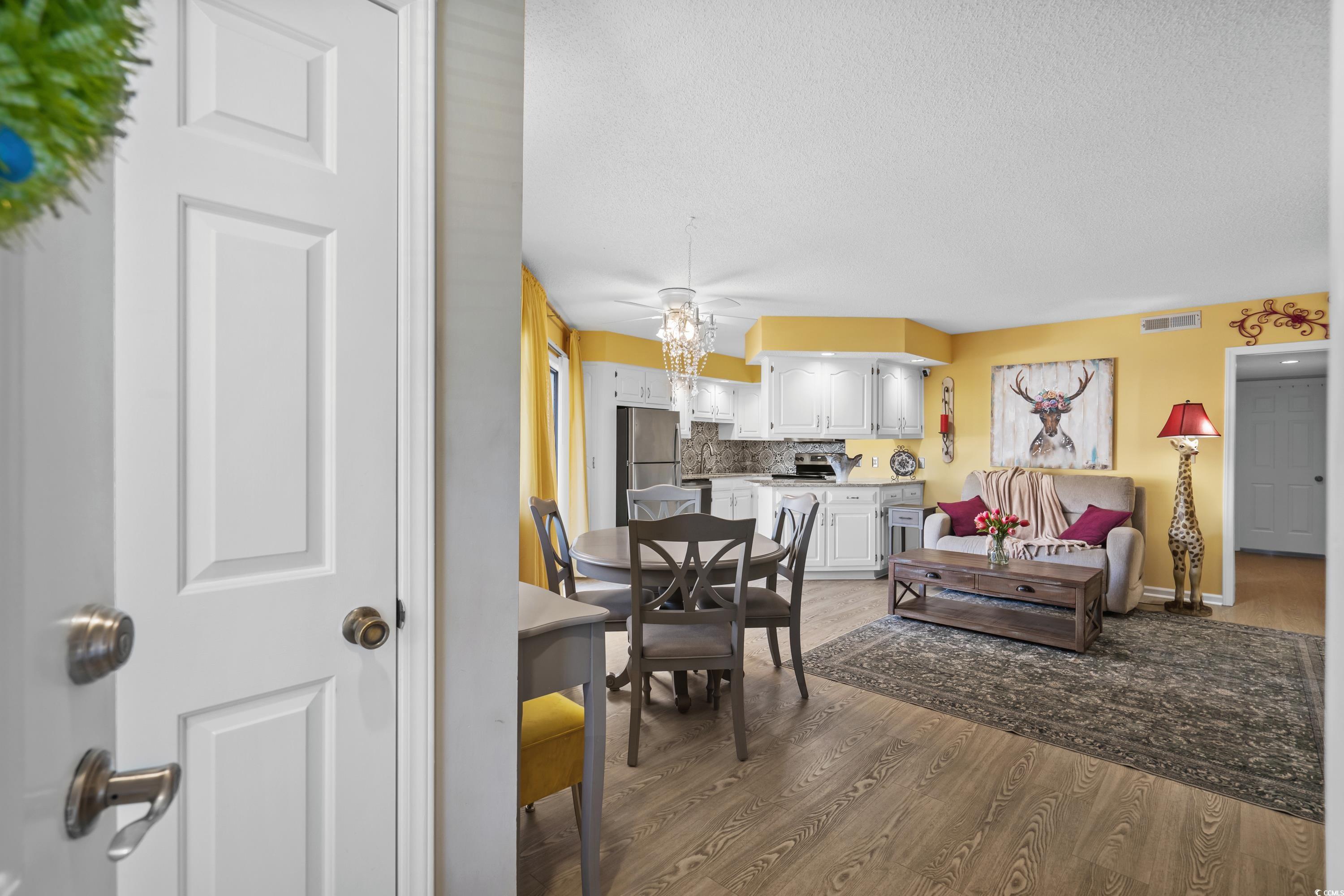 4234 Pinehurst Circle Property Photo 4