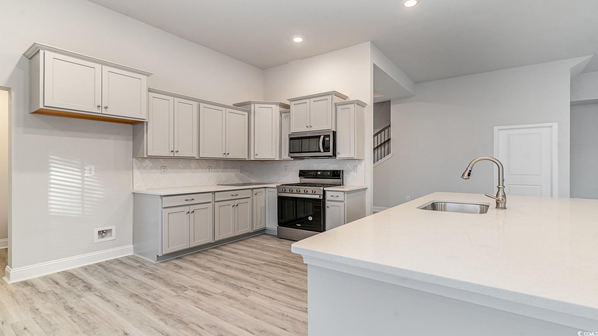 8926 Chesterfield Dr. Property Photo 10