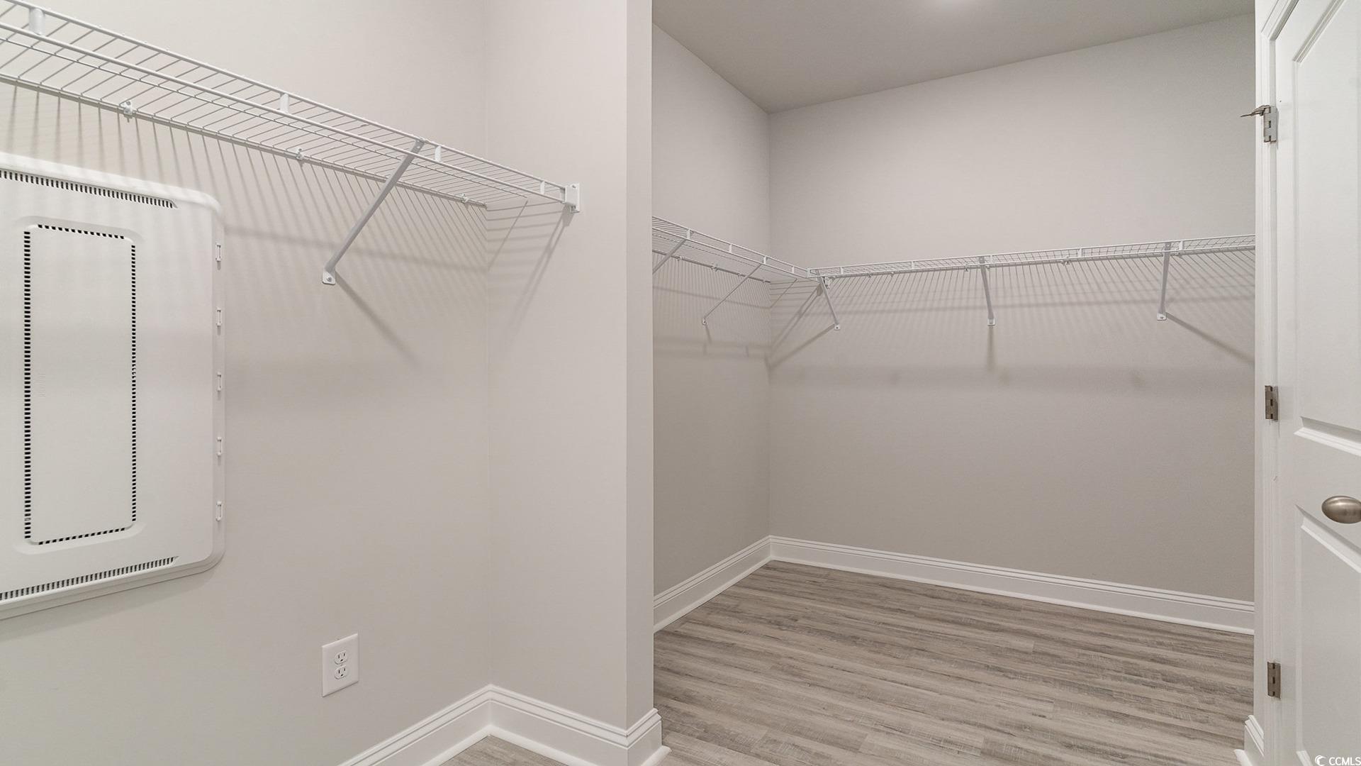 8926 Chesterfield Dr. Property Photo 16