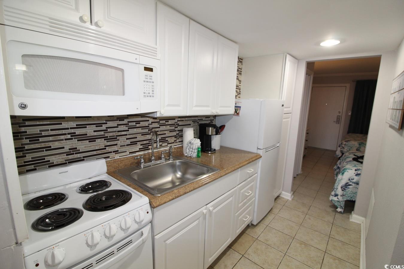 2001 S Ocean Blvd. Property Photo 11