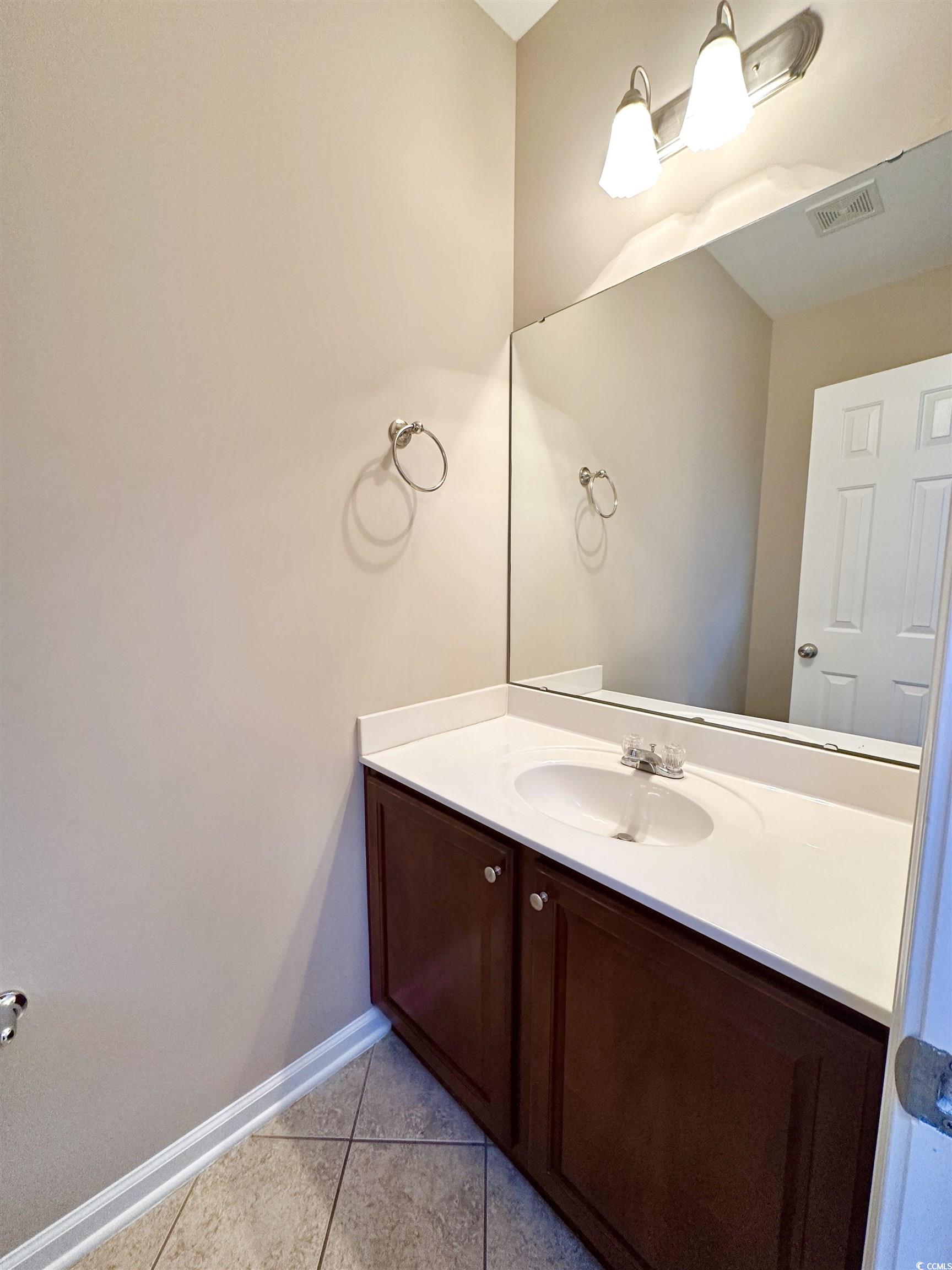 4489 Farm Lake Dr. Property Photo 13