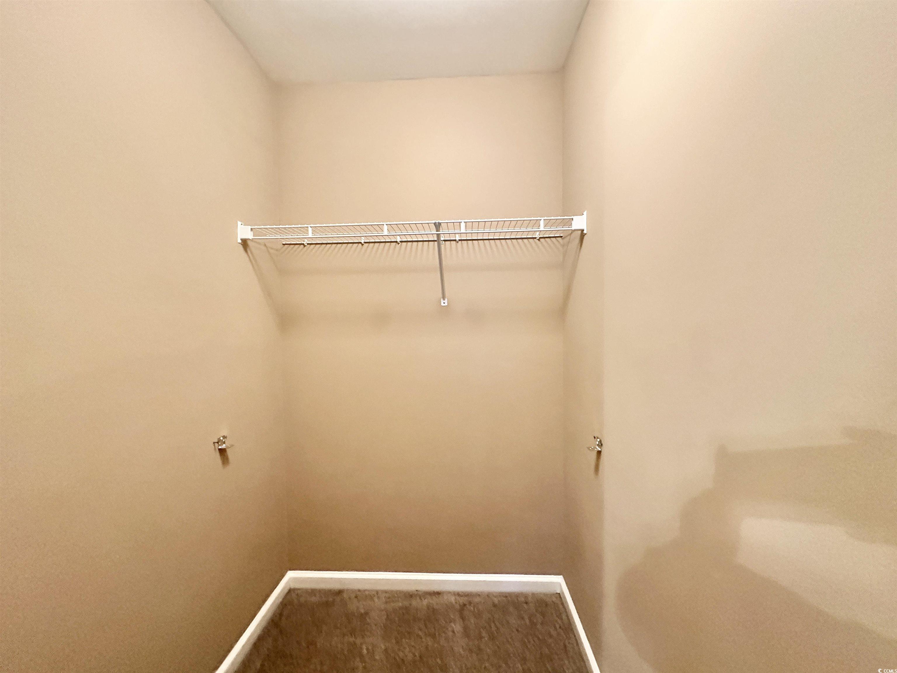 4489 Farm Lake Dr. Property Photo 16