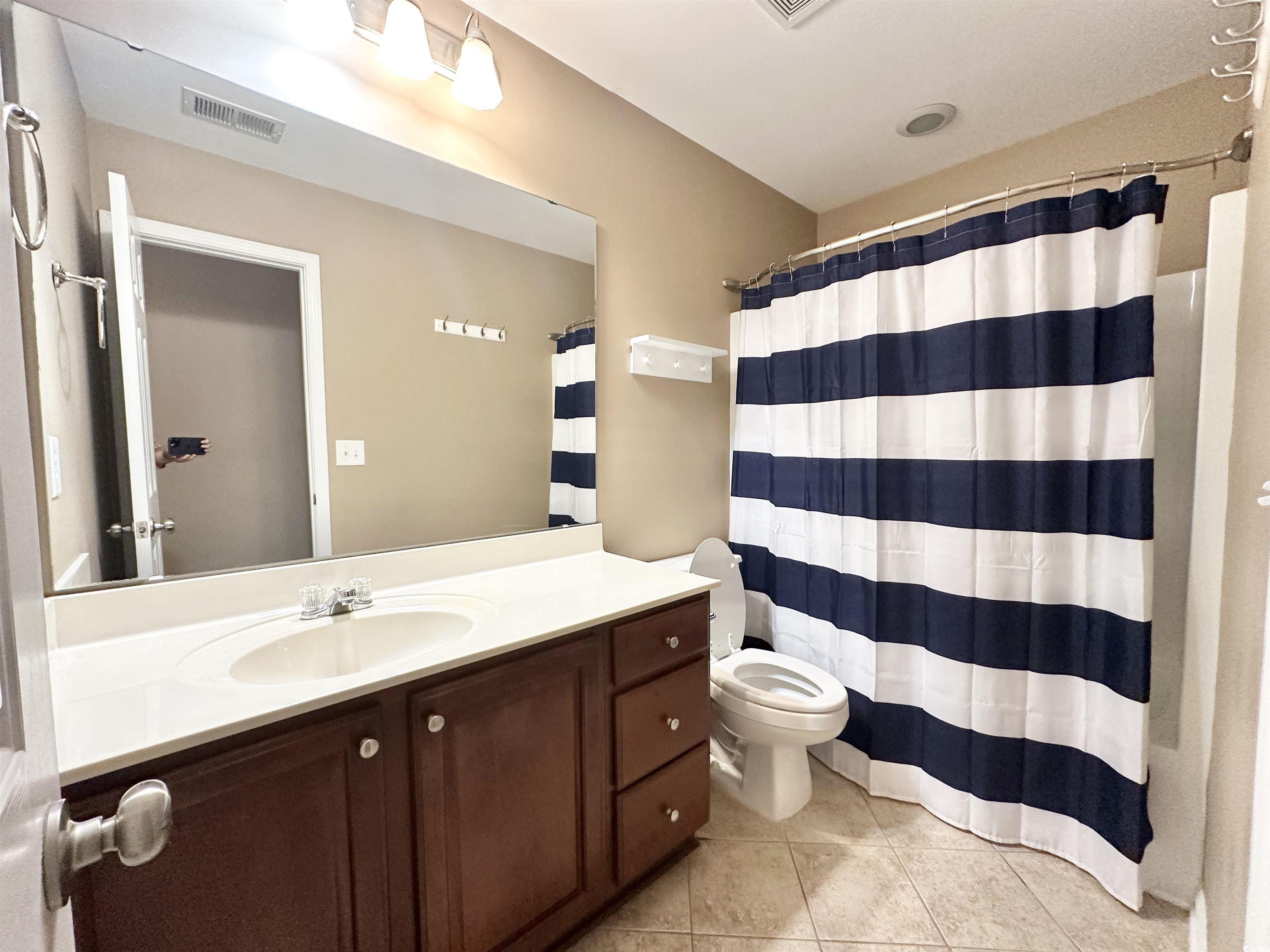 4489 Farm Lake Dr. Property Photo 18