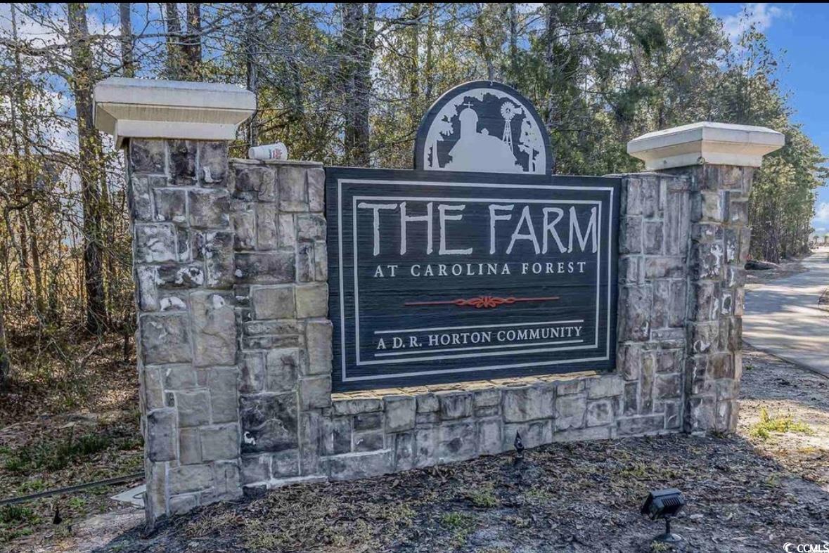 4489 Farm Lake Dr. Property Photo 26