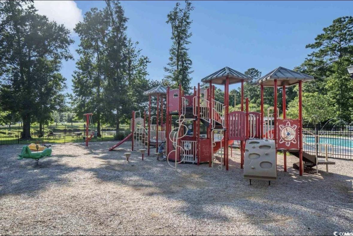 4489 Farm Lake Dr. Property Photo 30