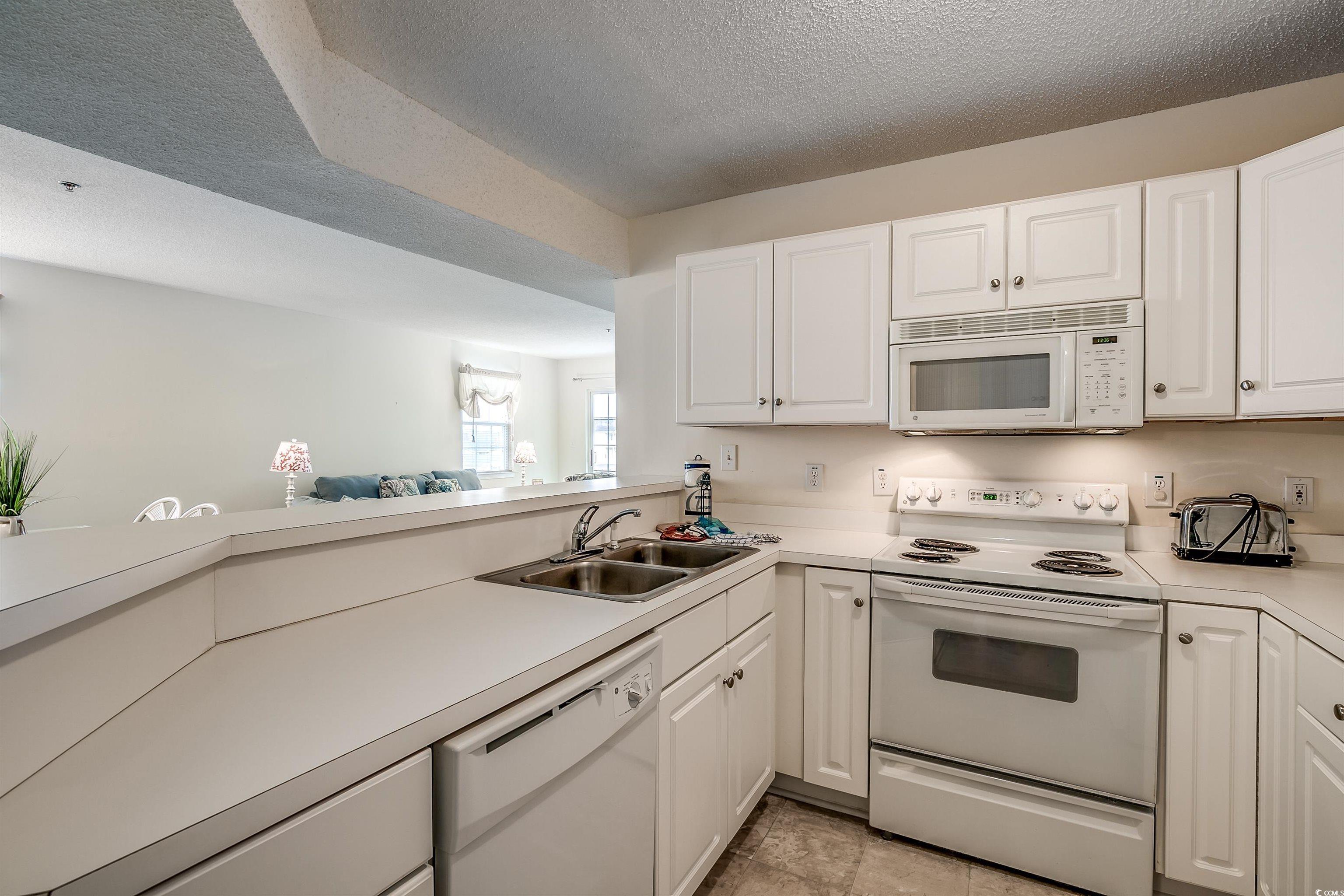 6103 N Ocean Blvd. Property Photo 7