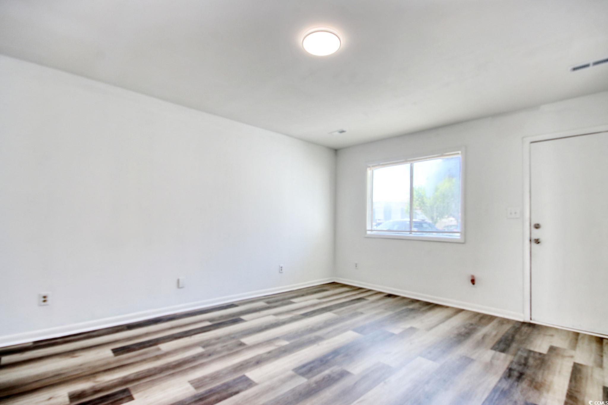 1490 Turkey Ridge Rd. Property Photo 6