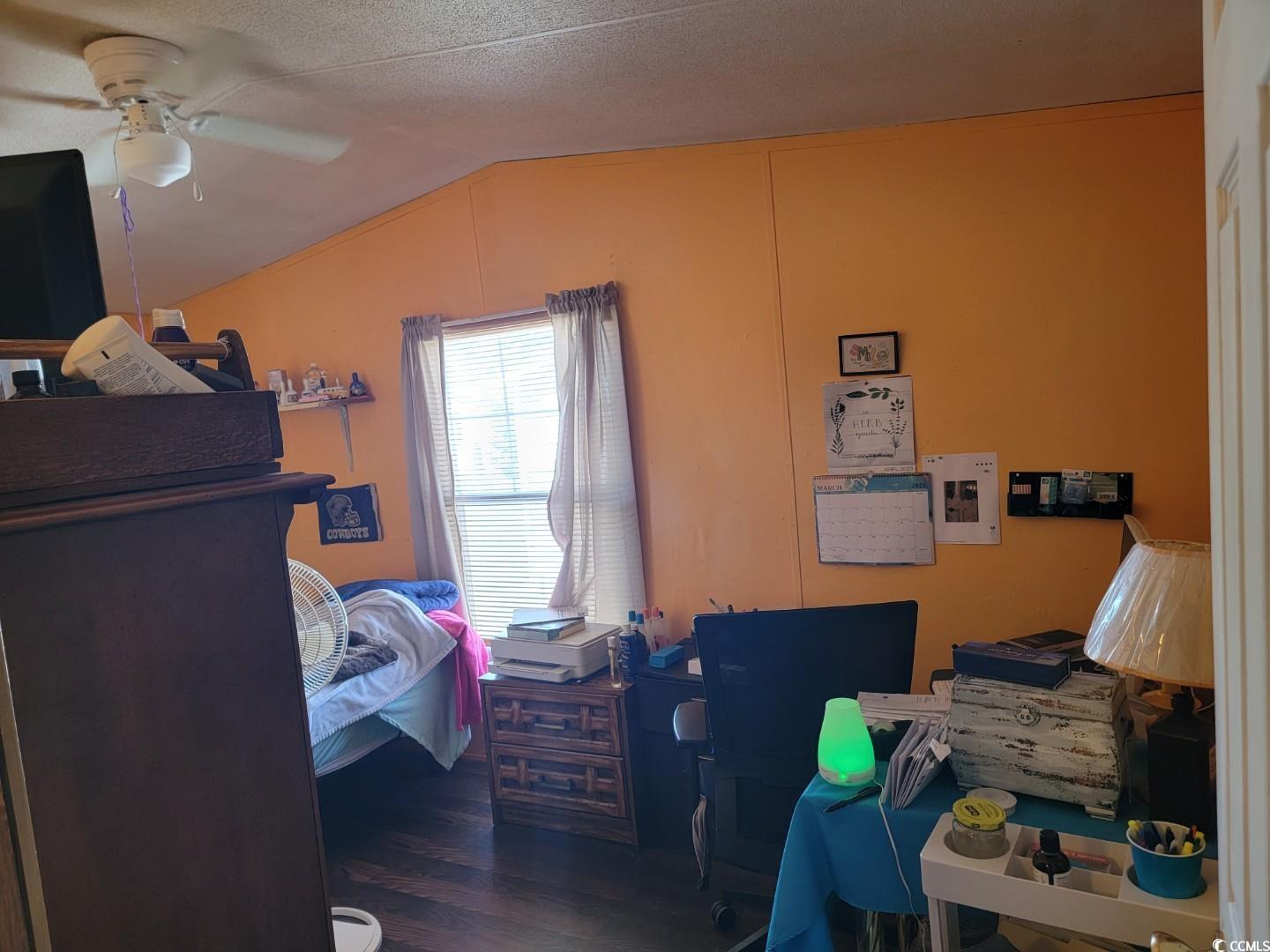 1039 Leebury Ln. Property Photo 5