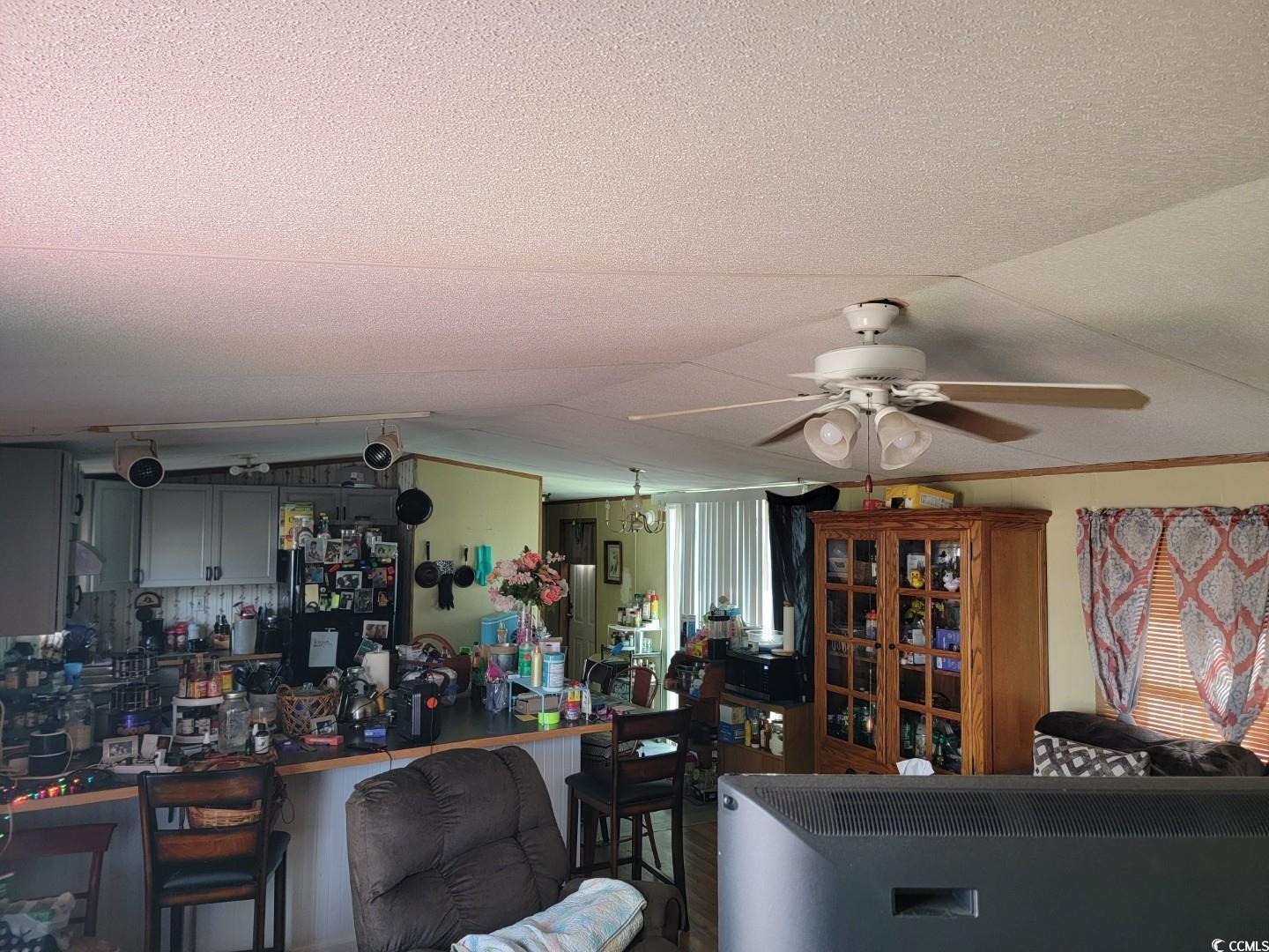 1039 Leebury Ln. Property Photo 10