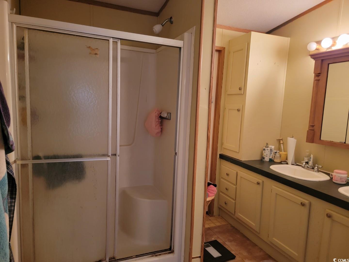 1039 Leebury Ln. Property Photo 11