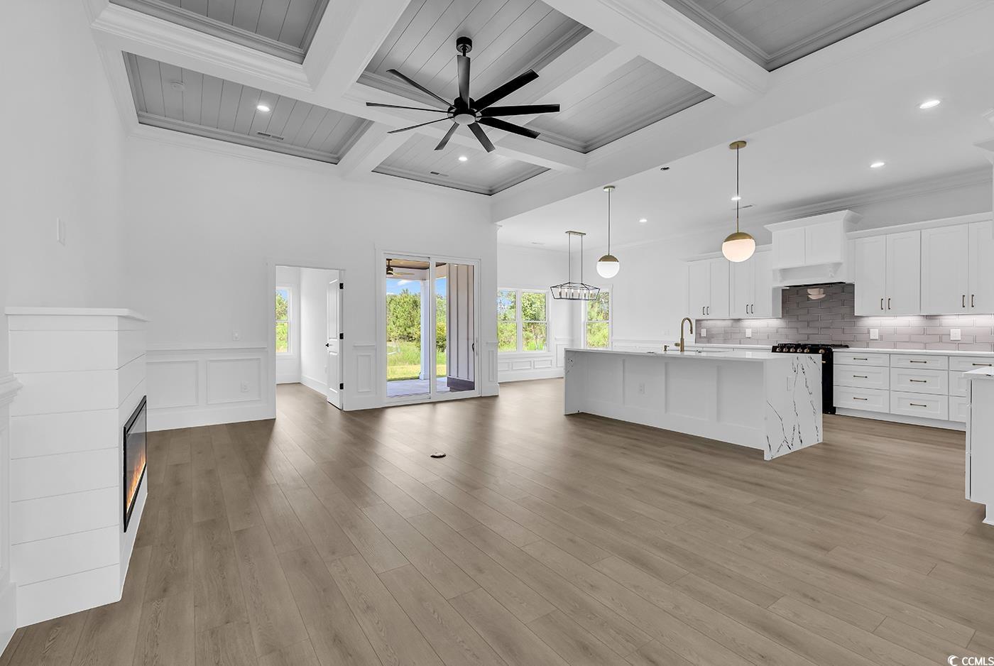 144 Sago Palm Dr. Property Photo 4