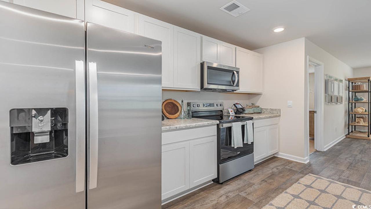 4476 East Coast Ln. Property Photo 4