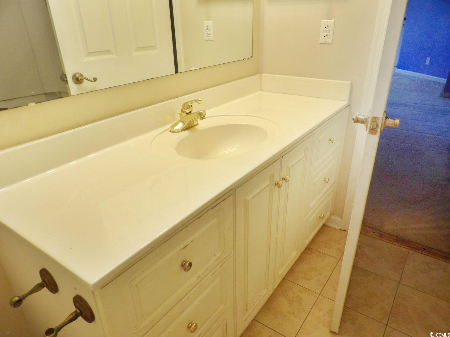 6654 Wisteria Dr. Property Photo 7