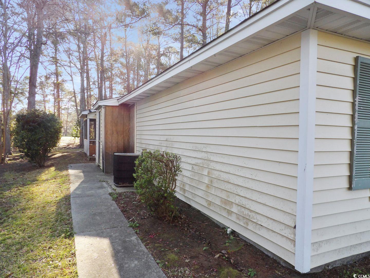 6654 Wisteria Dr. Property Photo 22