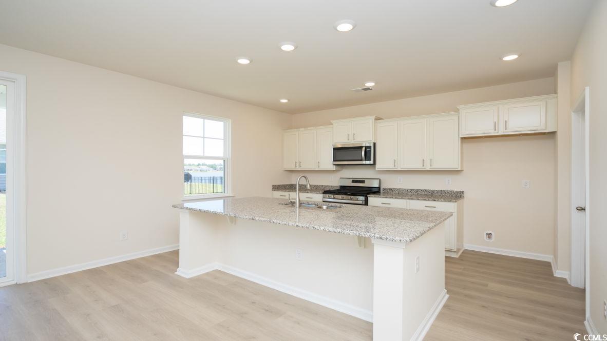 6023 Forest Dell Ct Property Photo 7