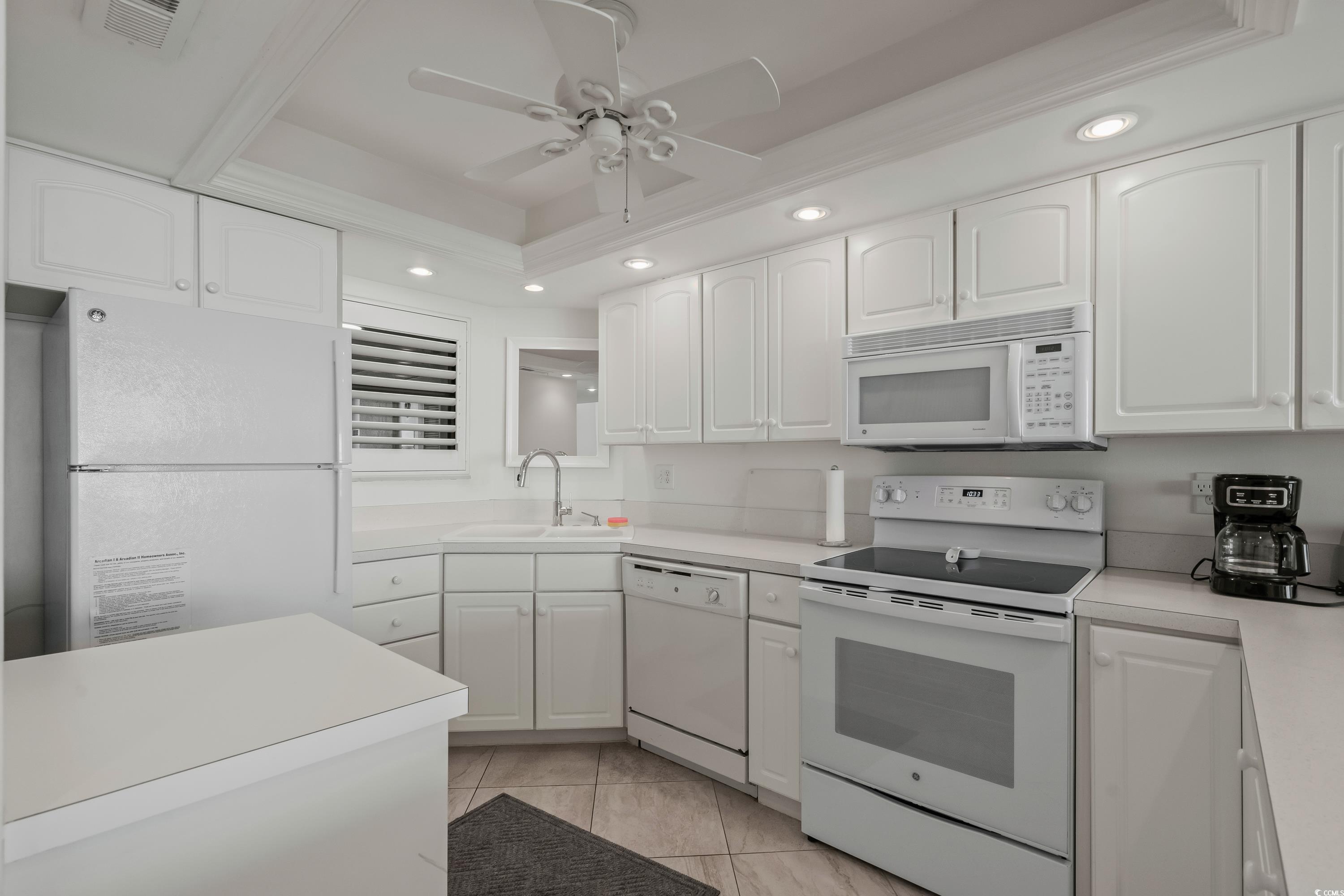 10200 Beach Club Dr. Property Photo 13