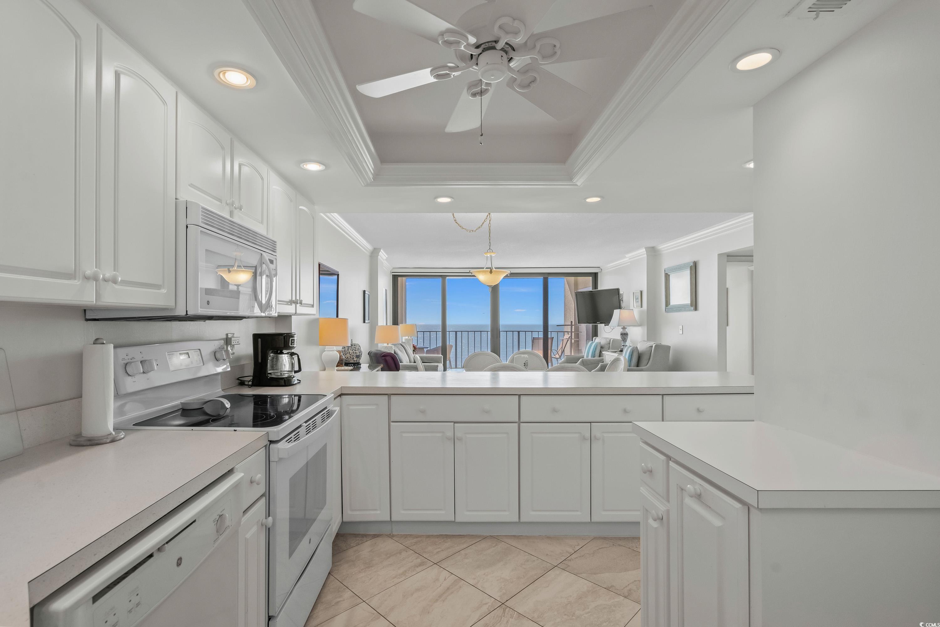 10200 Beach Club Dr. Property Photo 14