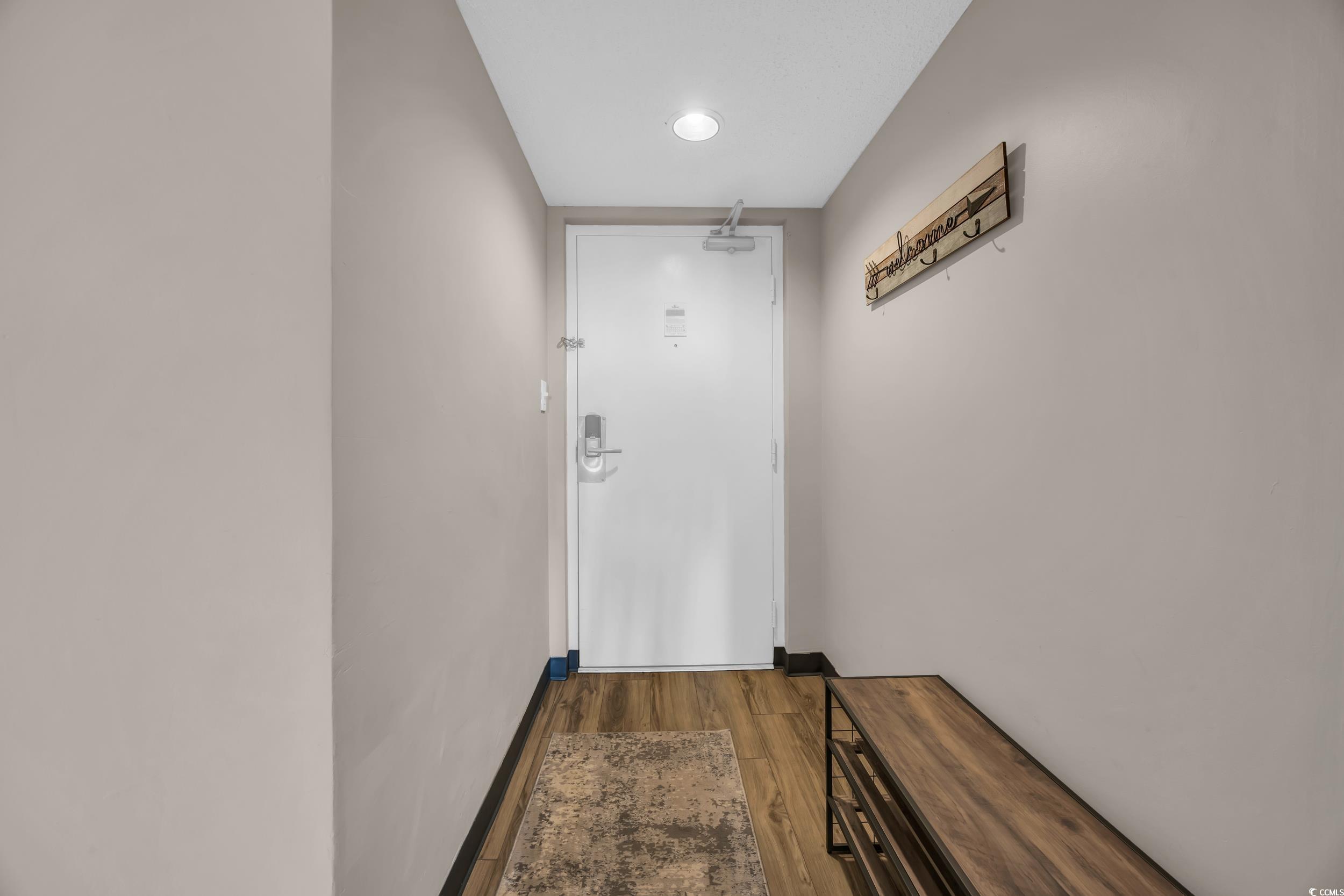 201 74th Ave. N Property Photo 5