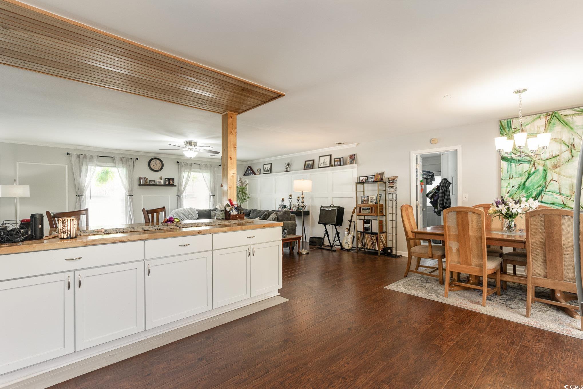 150 Brookgate Dr. Property Photo 13