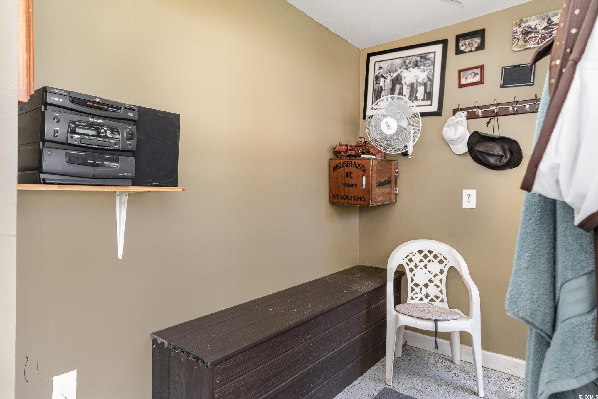 150 Brookgate Dr. Property Photo 17