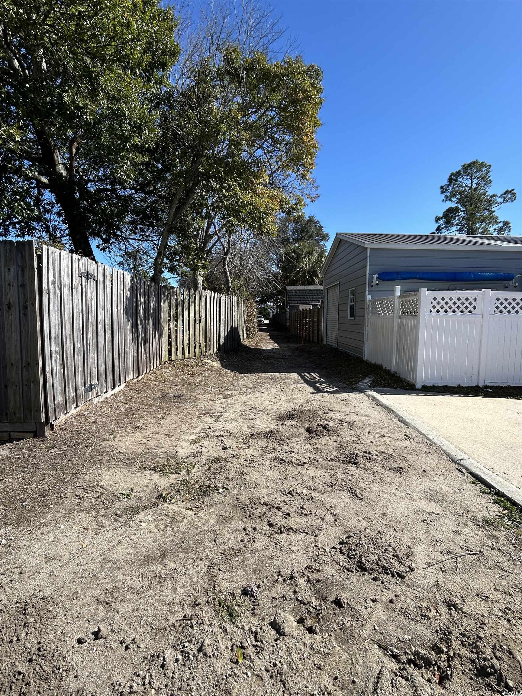 806 Duncan Ave. Property Photo 18