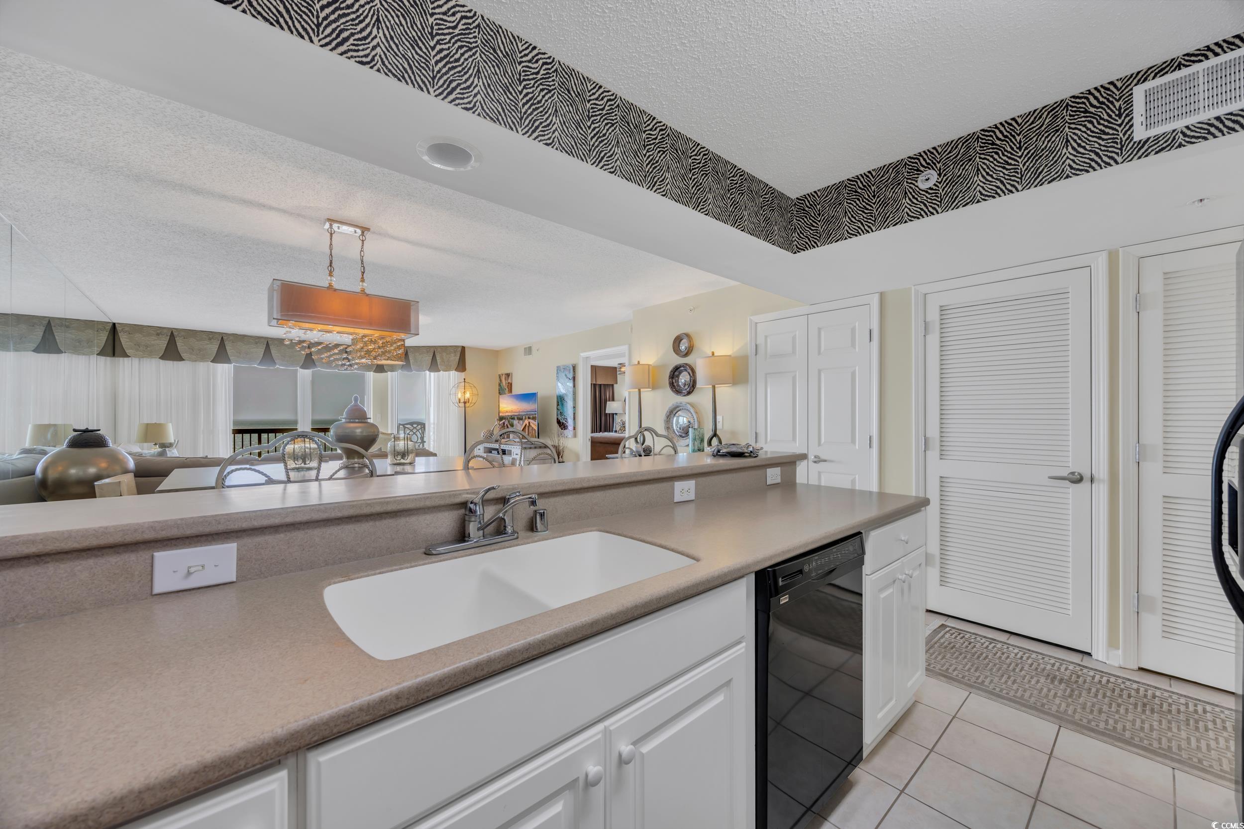 5404 N Ocean Blvd. N Property Photo 8