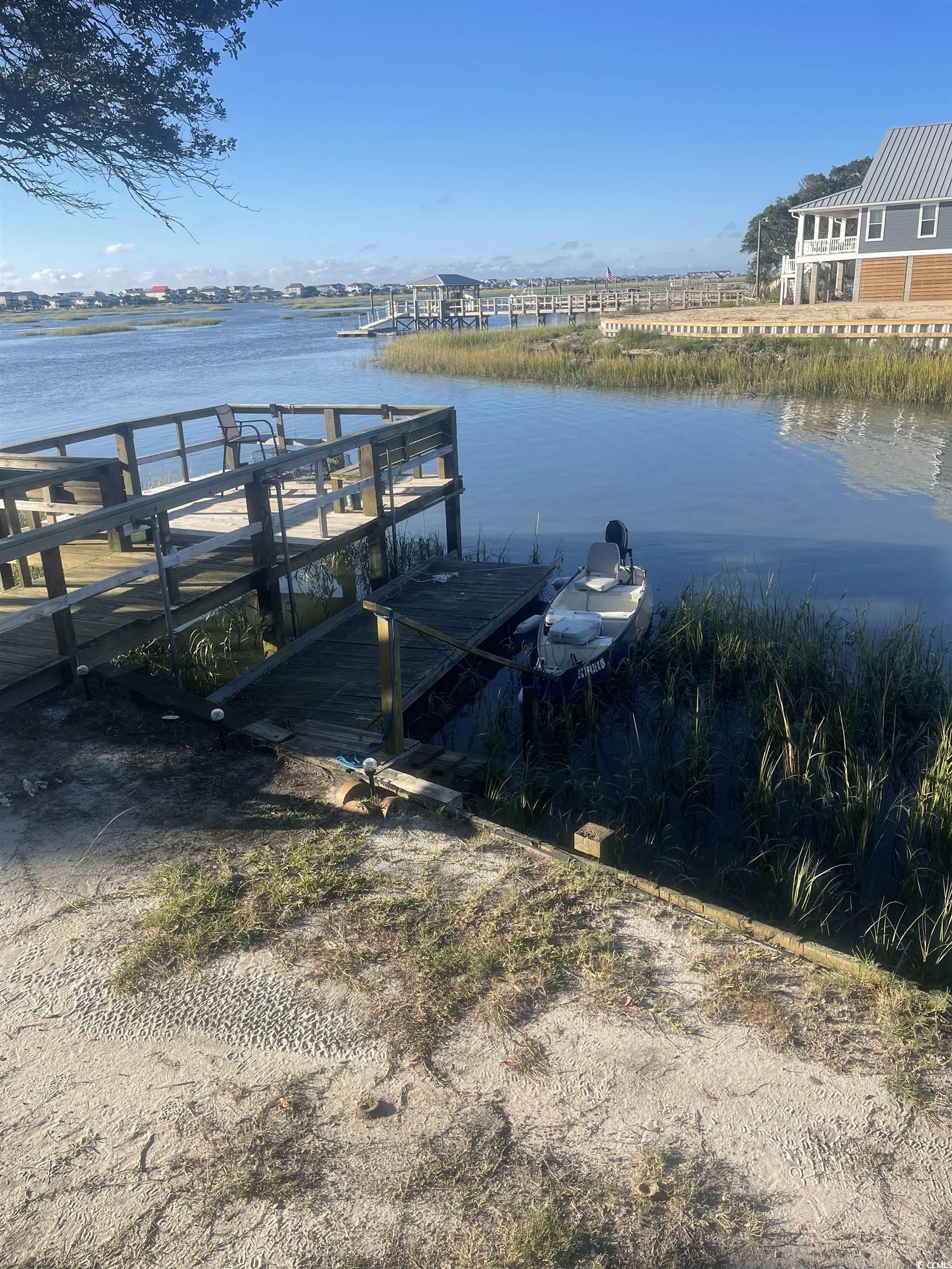 350 Ocean Breeze Dr. Property Photo 8