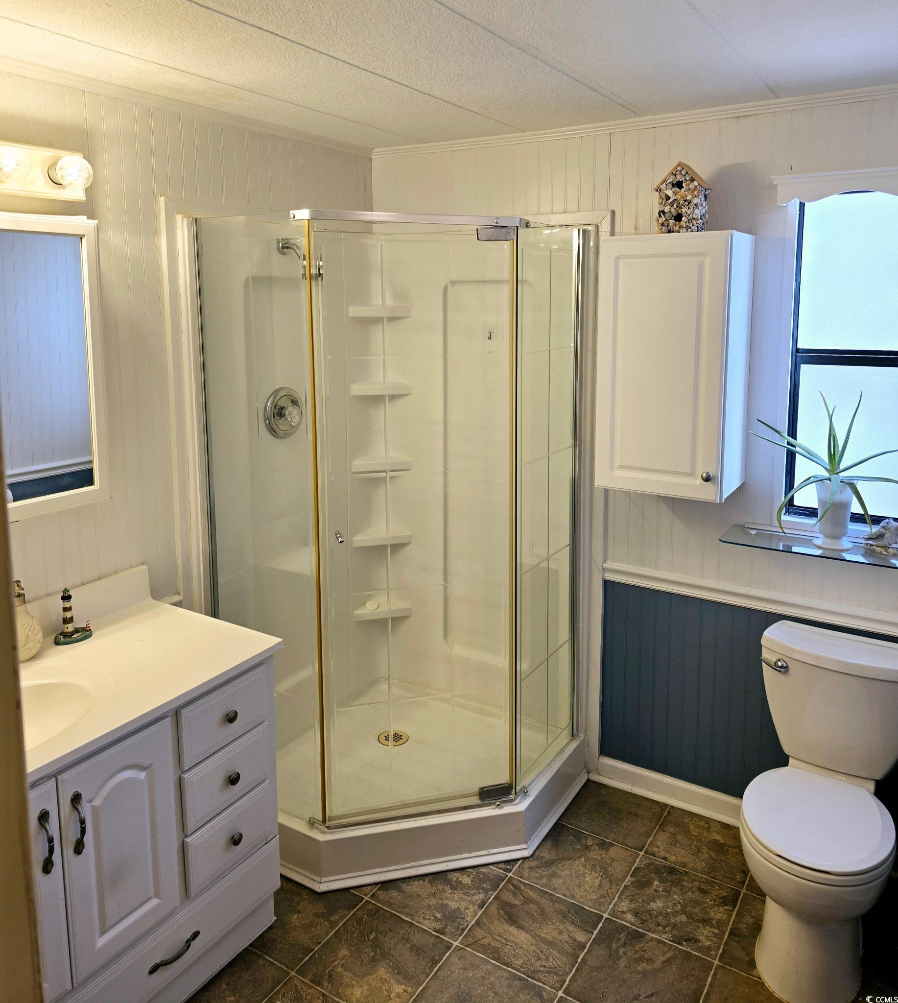 350 Ocean Breeze Dr. Property Photo 25