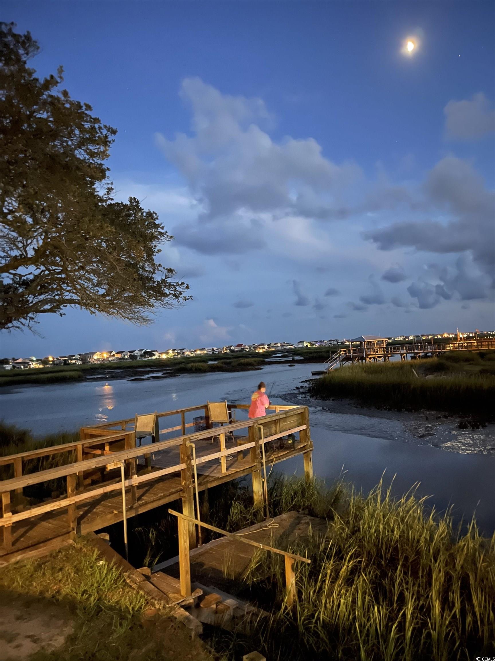 350 Ocean Breeze Dr. Property Photo 30