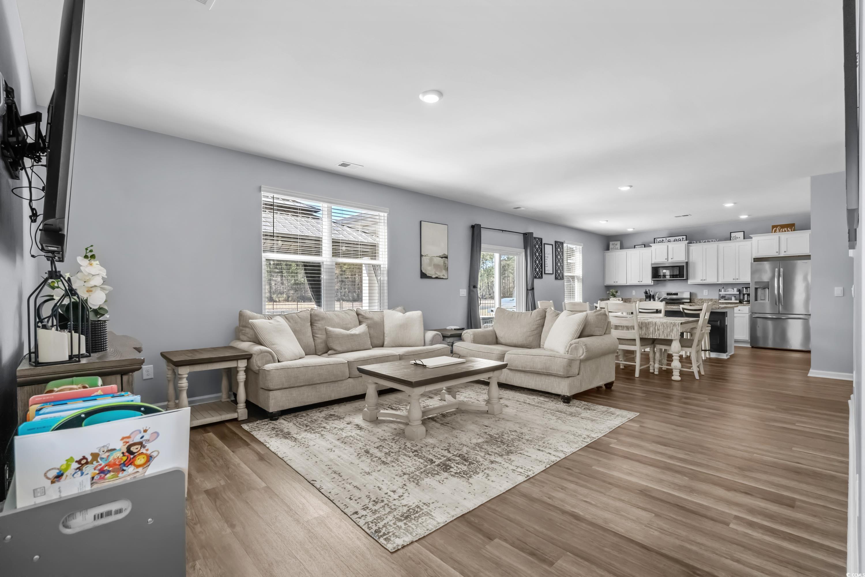 1098 Ridgeford Dr. Property Photo 11
