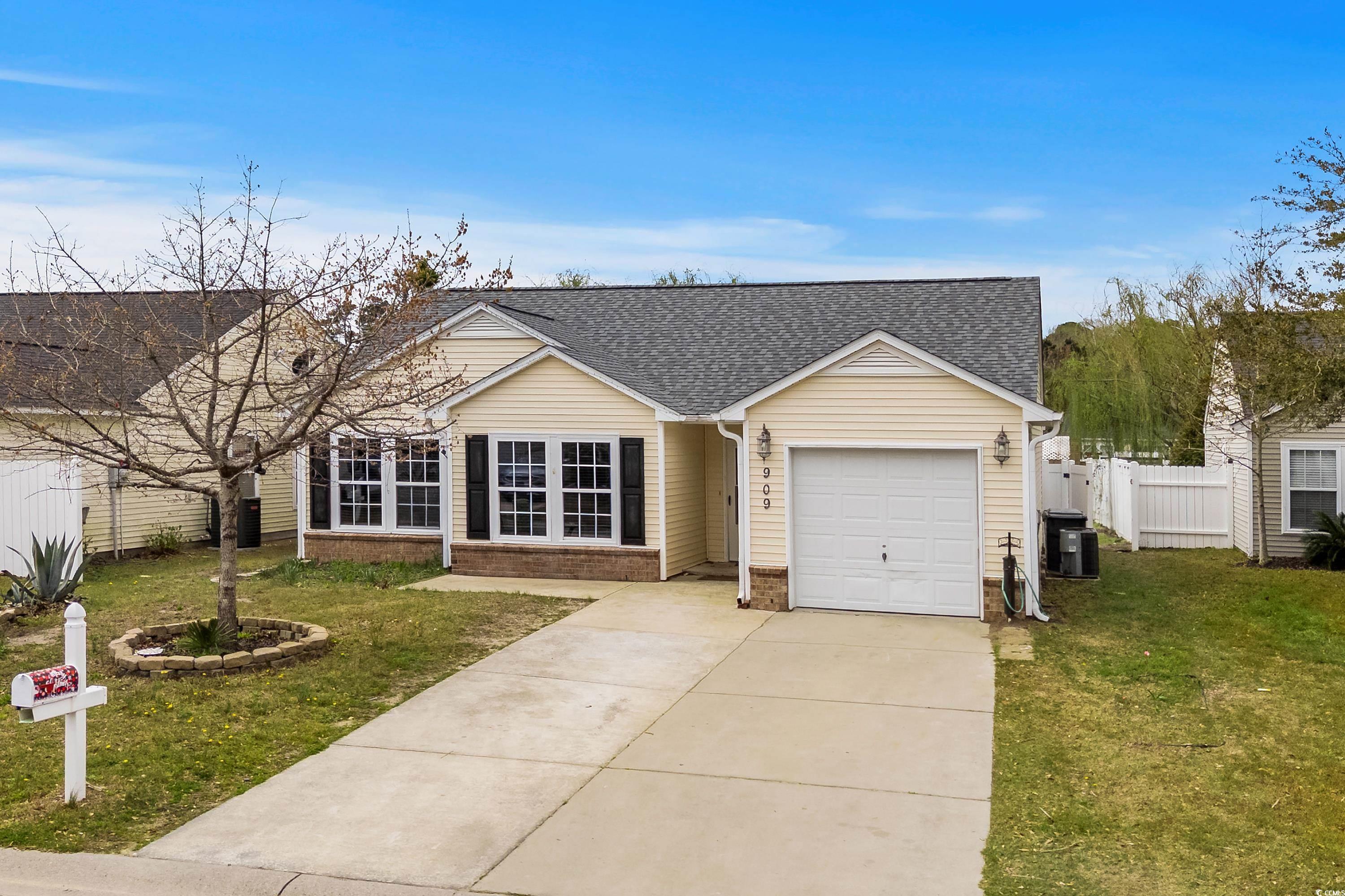 909 Bur Oak Ct. Property Photo 1