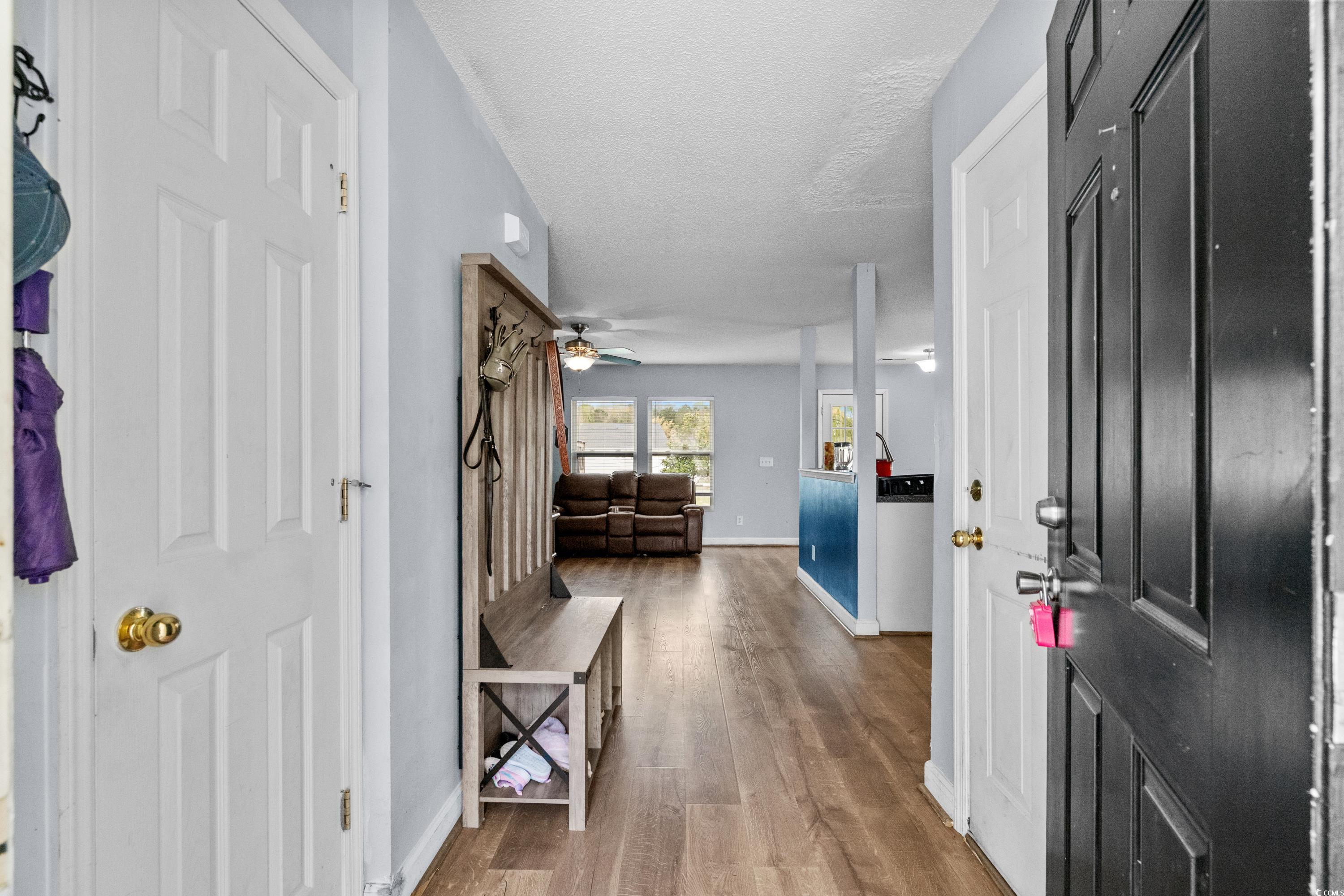 909 Bur Oak Ct. Property Photo 3