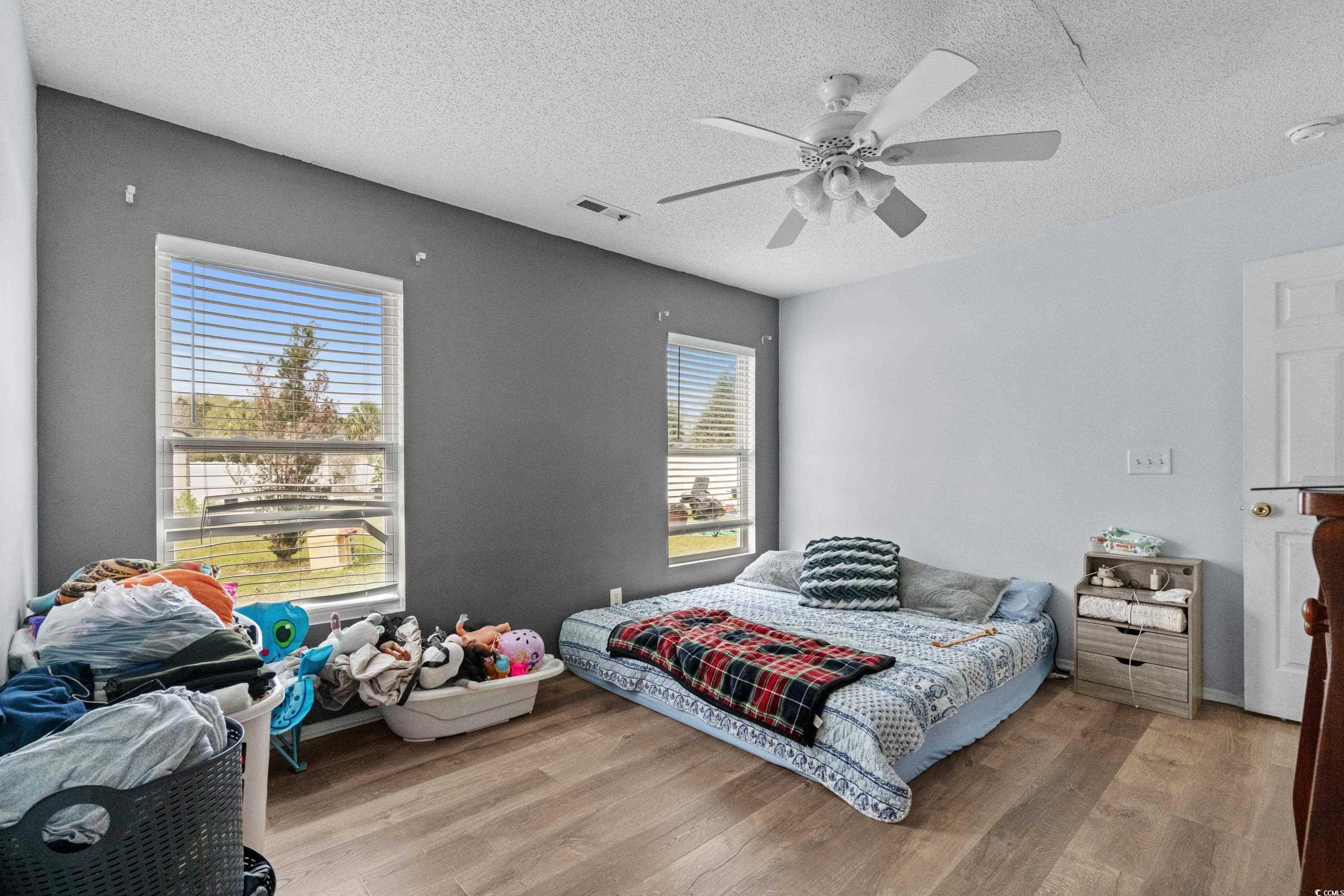 909 Bur Oak Ct. Property Photo 22